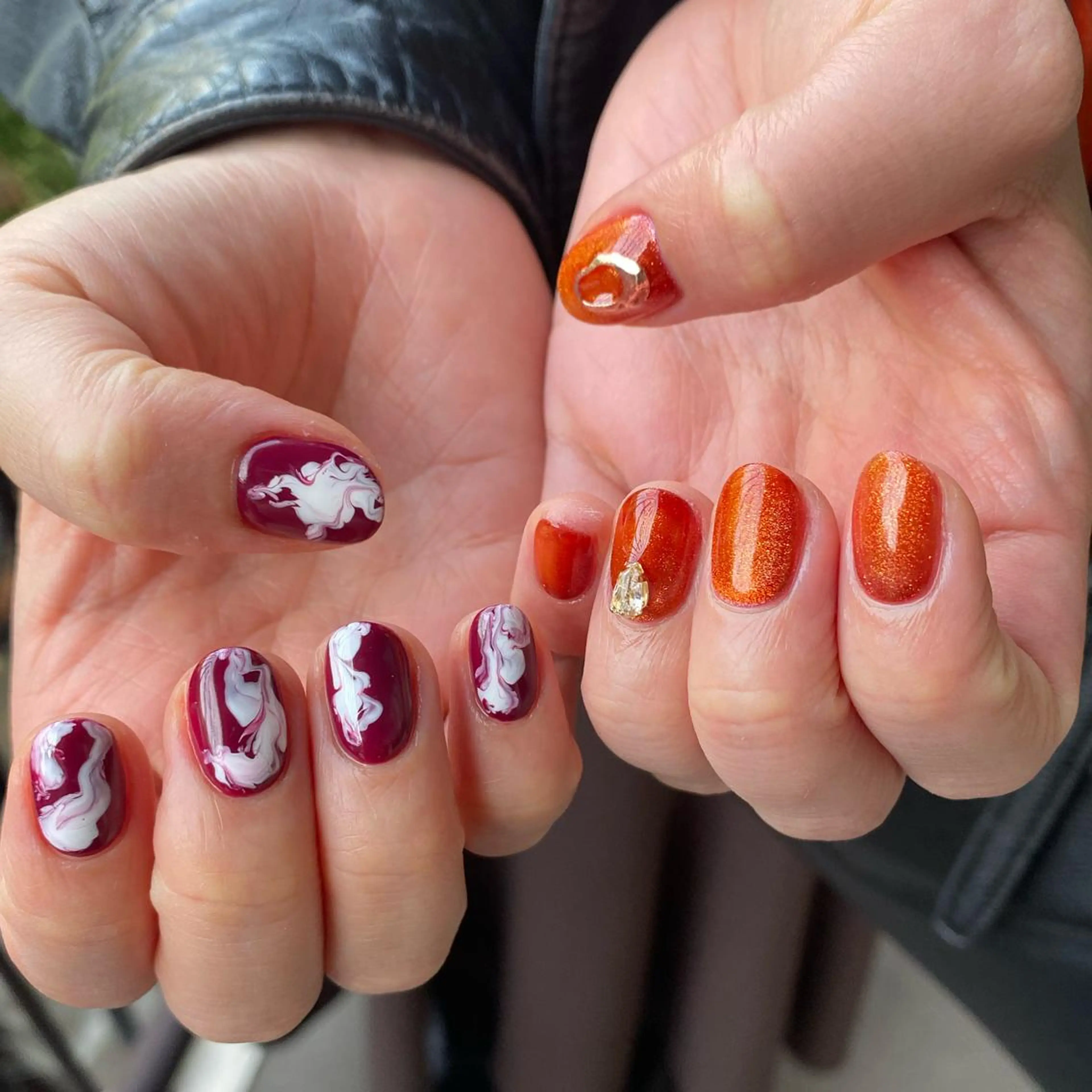 ネイル アートネイル ボルドー 氷ネイル・うるうるネイル 韓国ネイル マグネットネイル To Me Nail所属・🩵 mei🩵のネイルデザイン