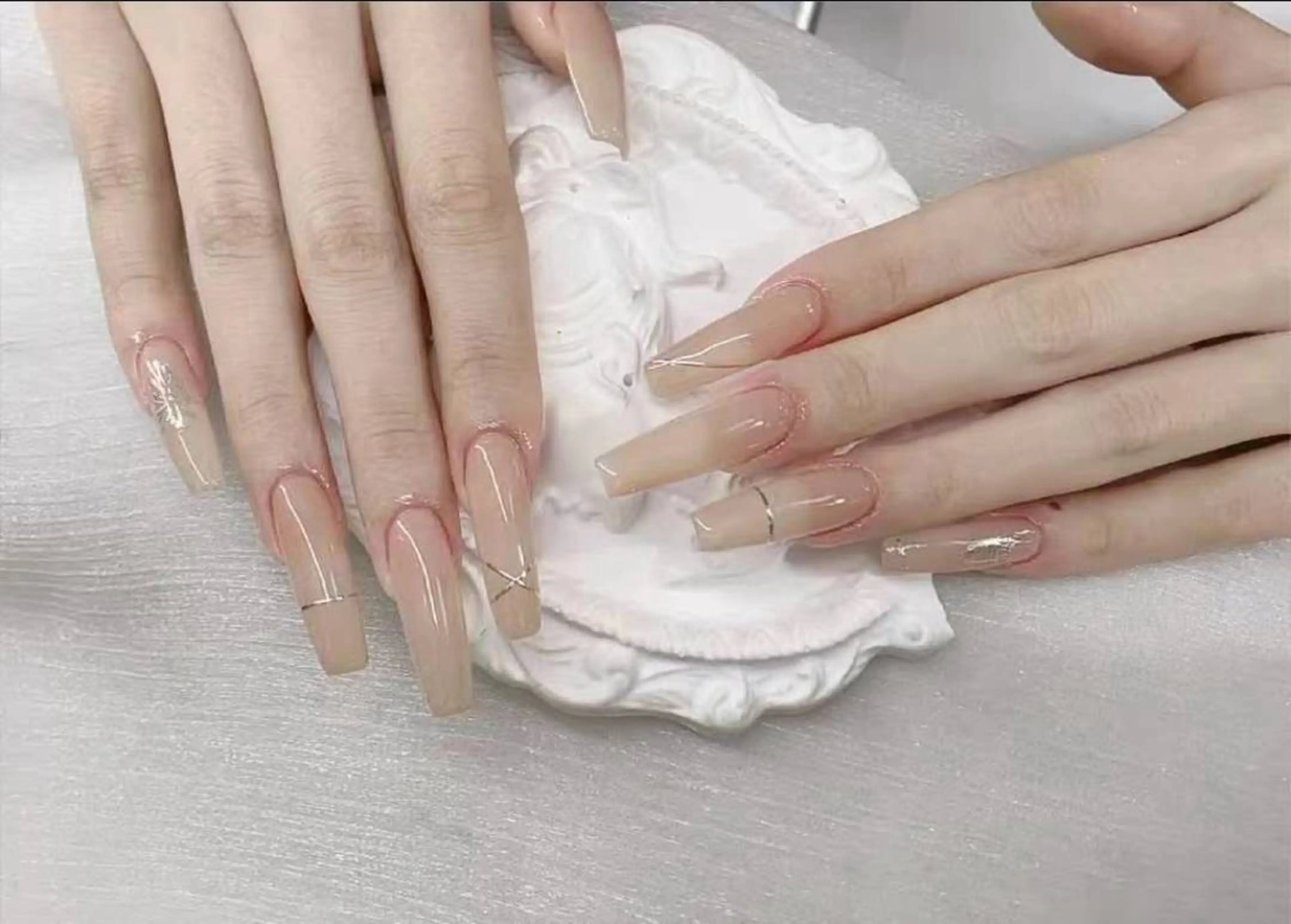 ネイル 小島 阿佑美のネイルデザイン