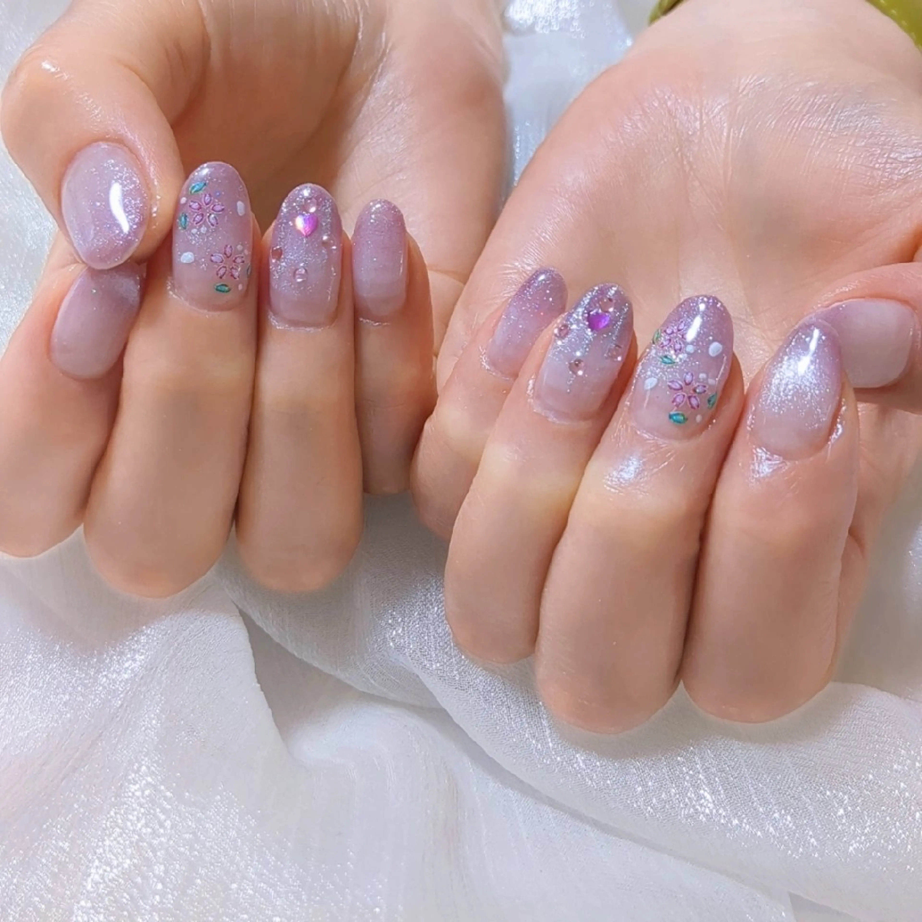 ネイル E·U·B ネイル所属・横浜市中区曙町 E·U·Bネイルのネイルデザイン