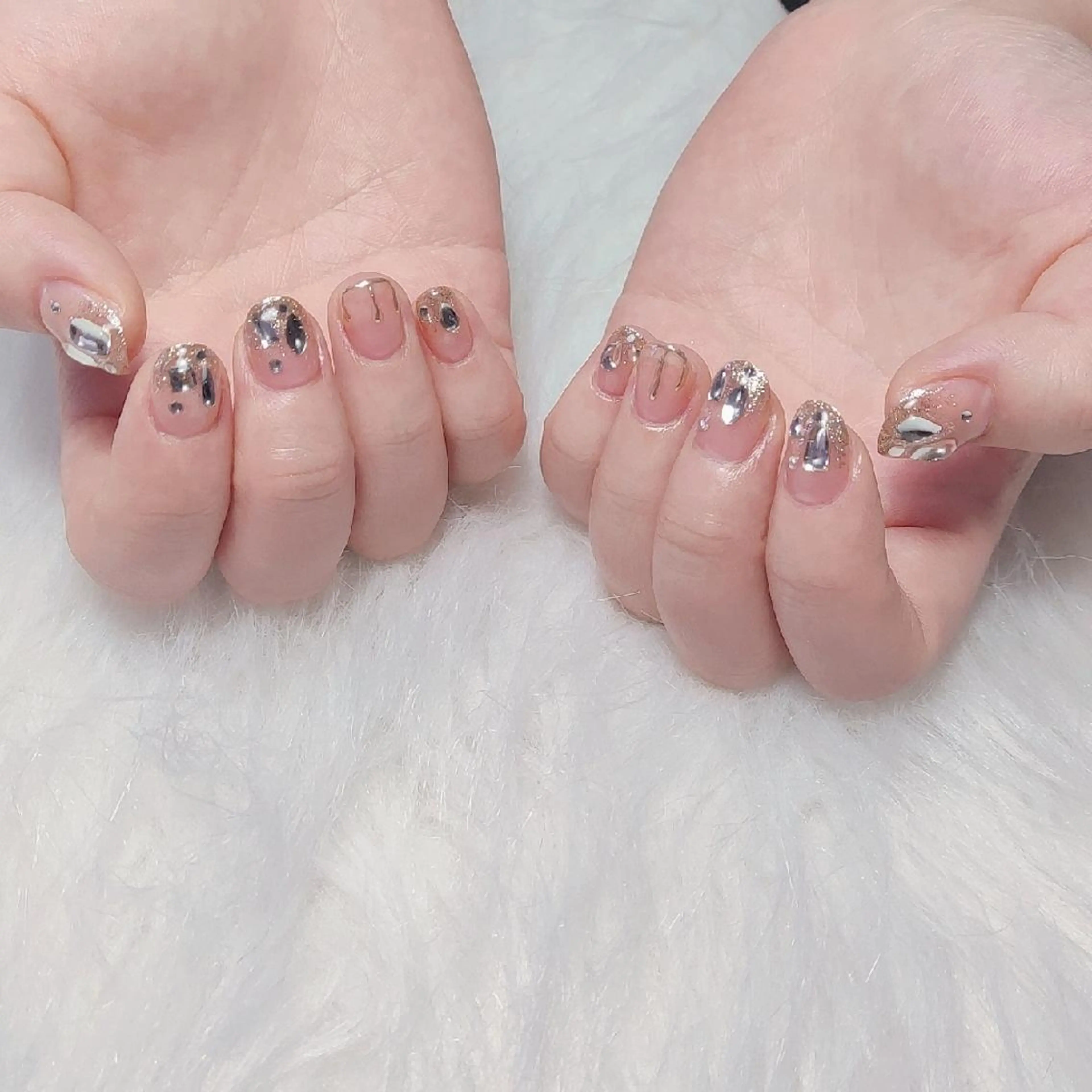 ネイル ハンドネイル E·U·B ネイル所属・横浜市中区曙町 E·U·Bネイルのネイルデザイン