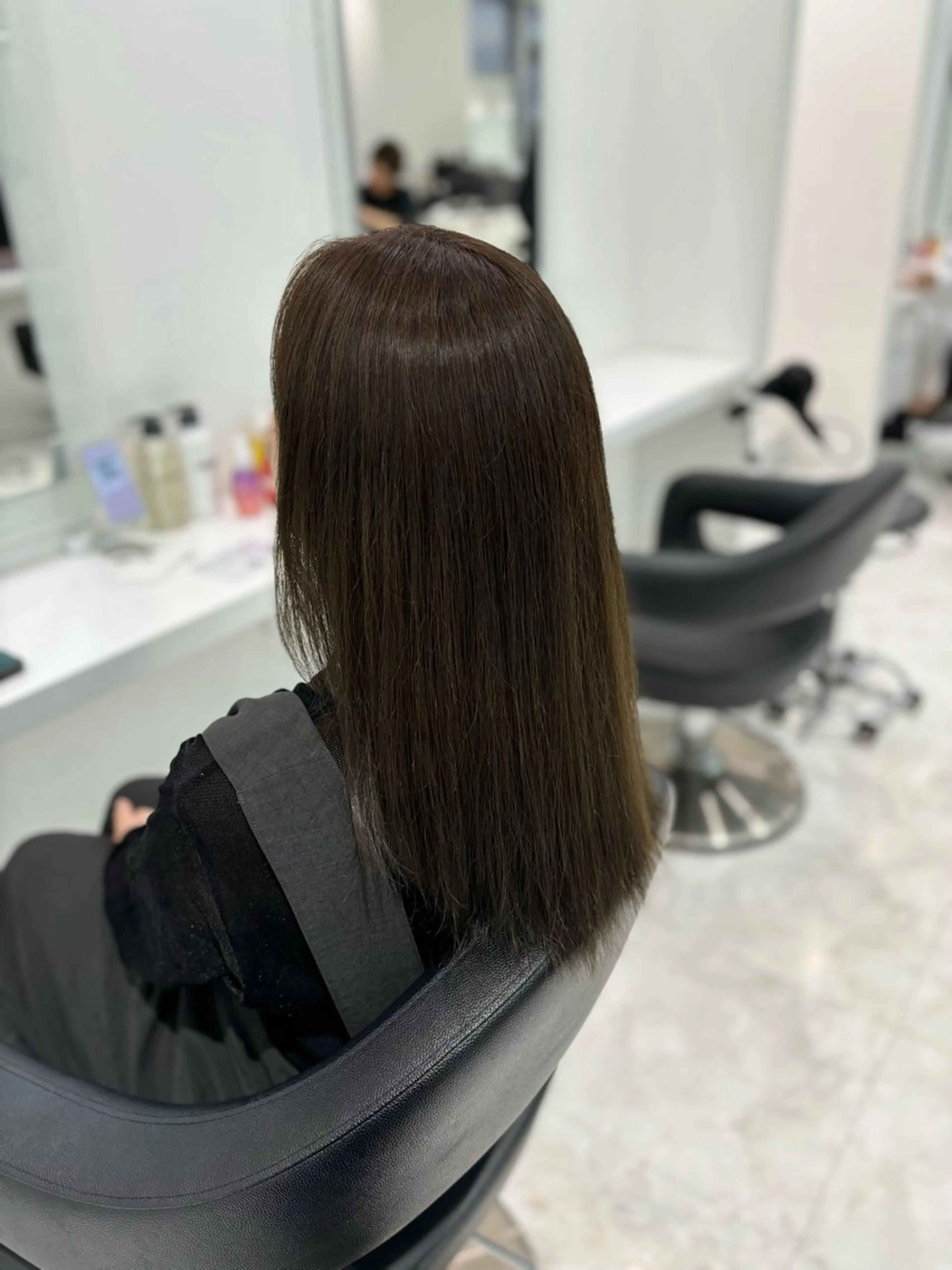 ロング カラー ヘアカラー トリートメント ヘッドスパ ヘアセット ブリーチなし透明感 ×縮毛矯正🤍ユウのヘアスタイル