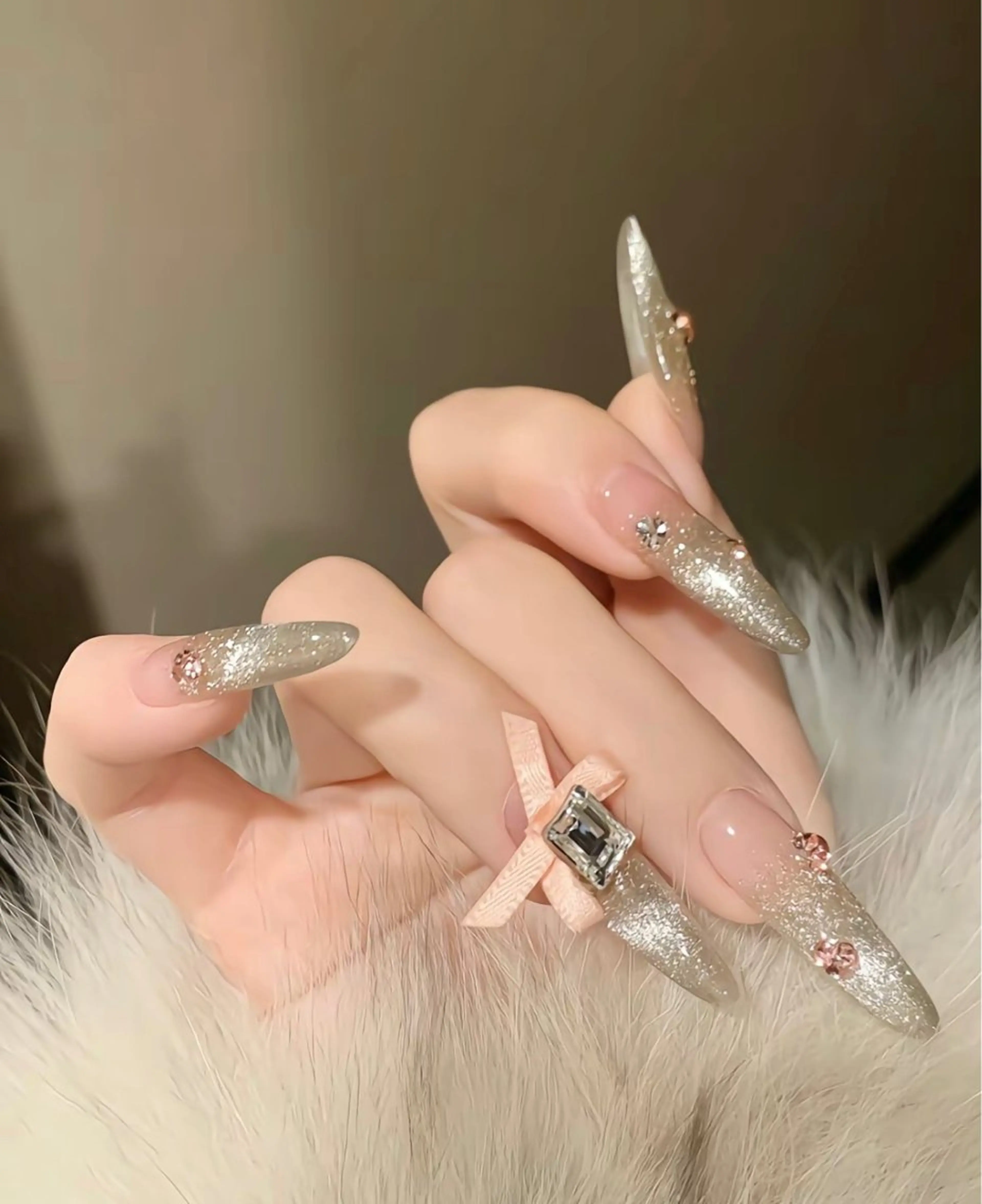 ネイル ishiro 🍂のネイルデザイン