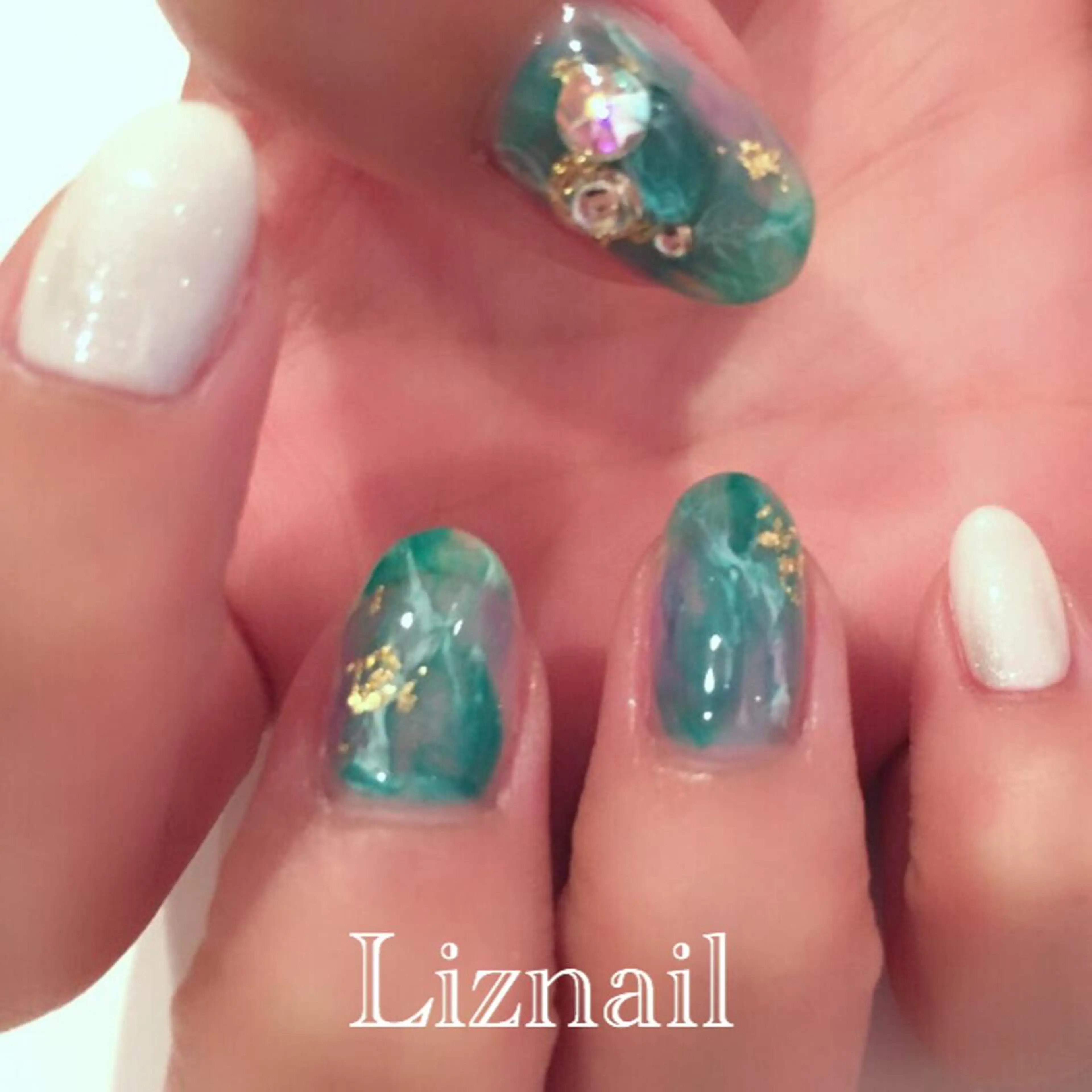 ネイル Rawr / saoriのネイルデザイン