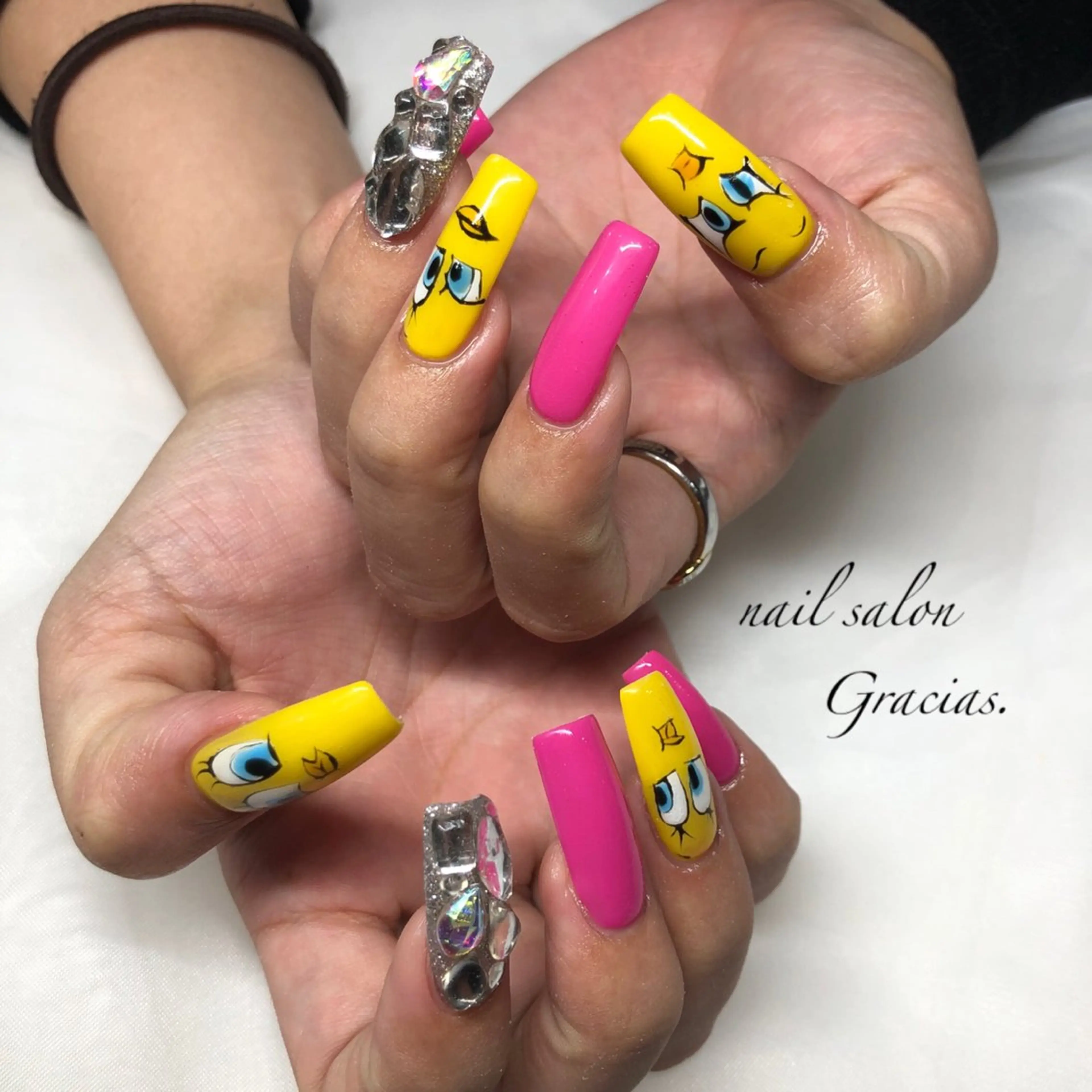 ネイル ハンドネイル Gracias. rieのネイルデザイン