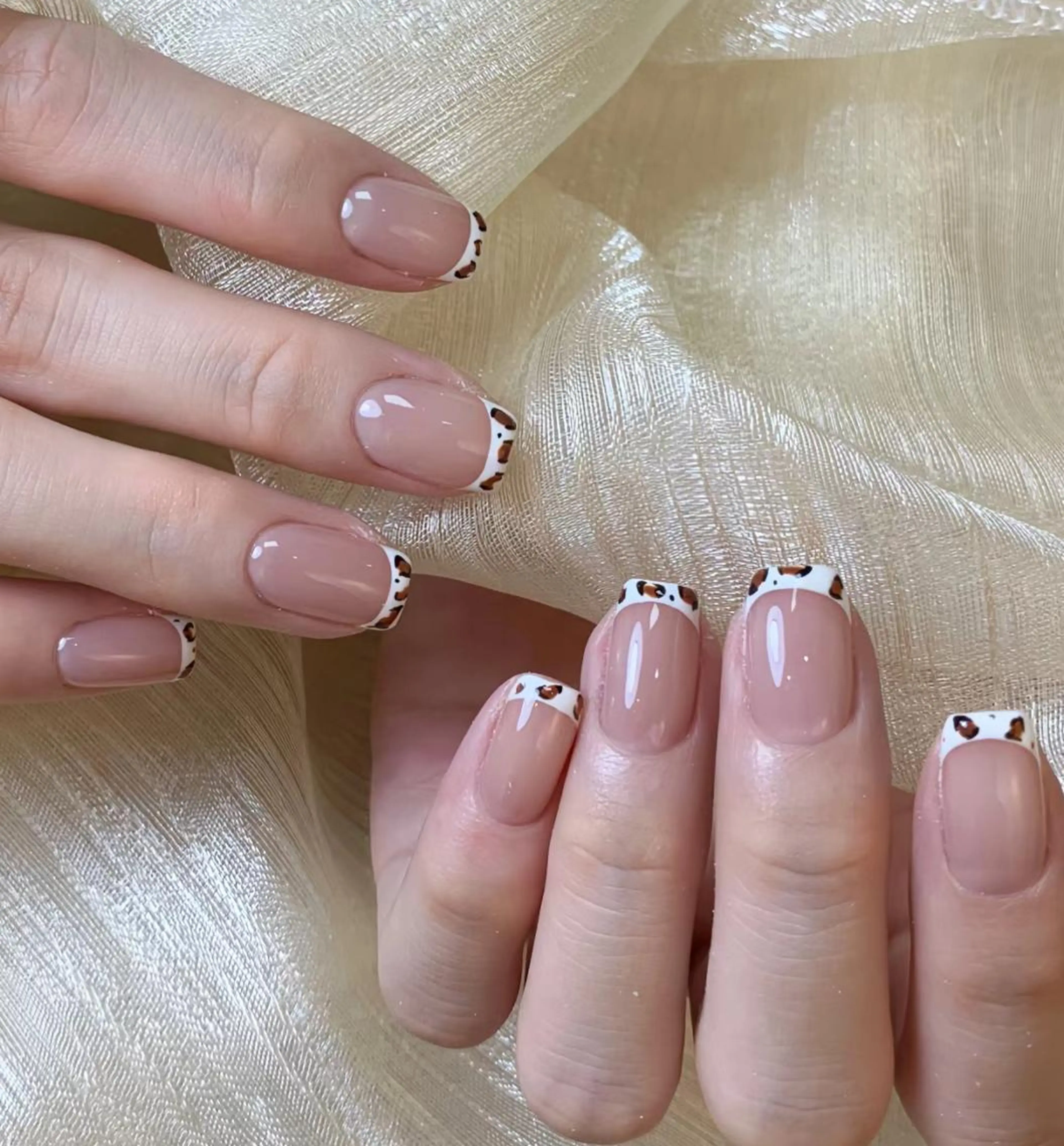 ネイル RAFFINE 月🦋🩵のネイルデザイン