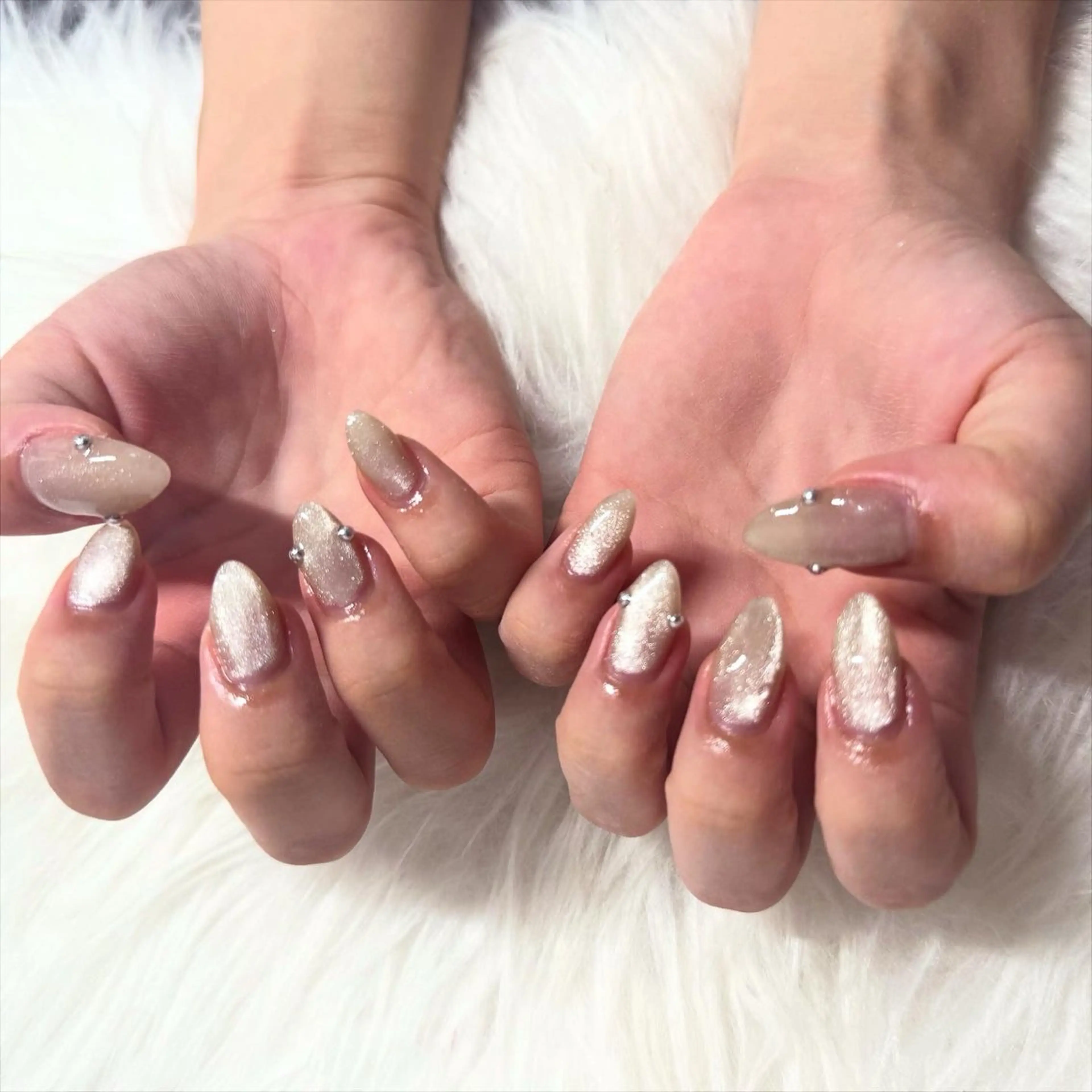 セミロング ハンドネイル mao .のネイルデザイン