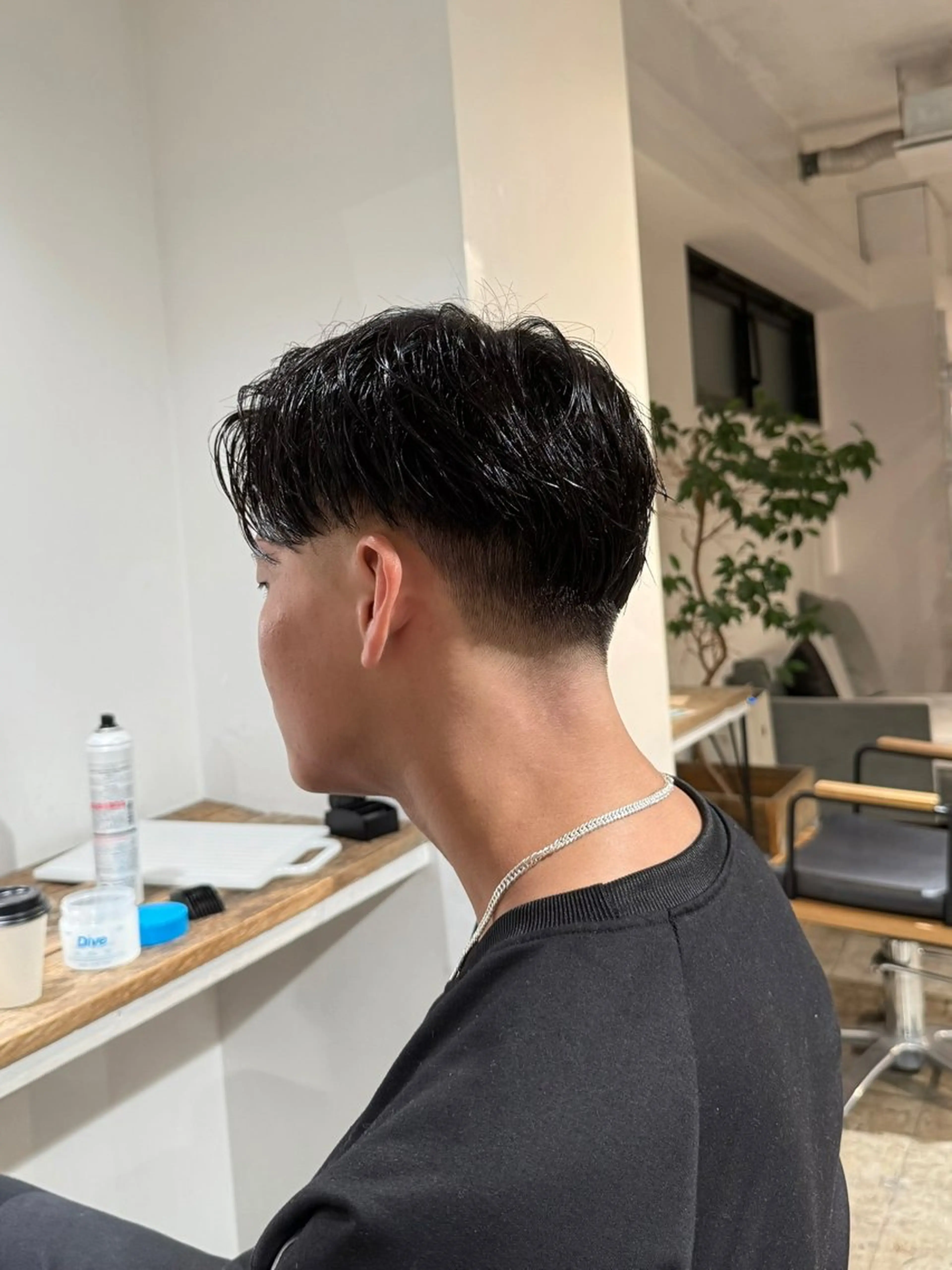 メンズ センターパート フェードカット メンズパーマ スキンフェード カット パーマ トリートメント 骨格補正施術/メンズ 専門美容師/YUYAのヘアスタイル