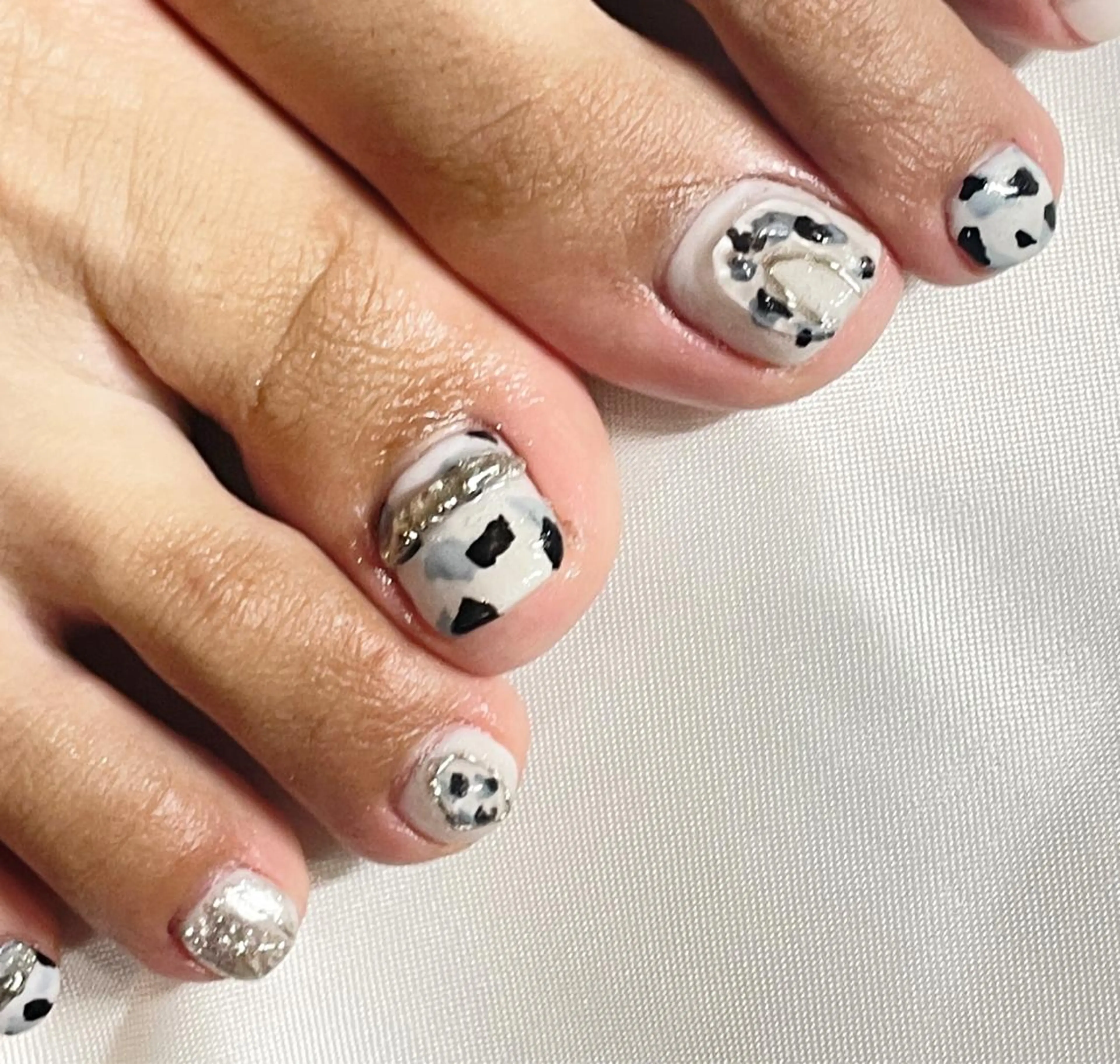 カラー メンズ ネイル アニマル柄 フットネイル Chérinail 爪のお手入れのネイルデザイン