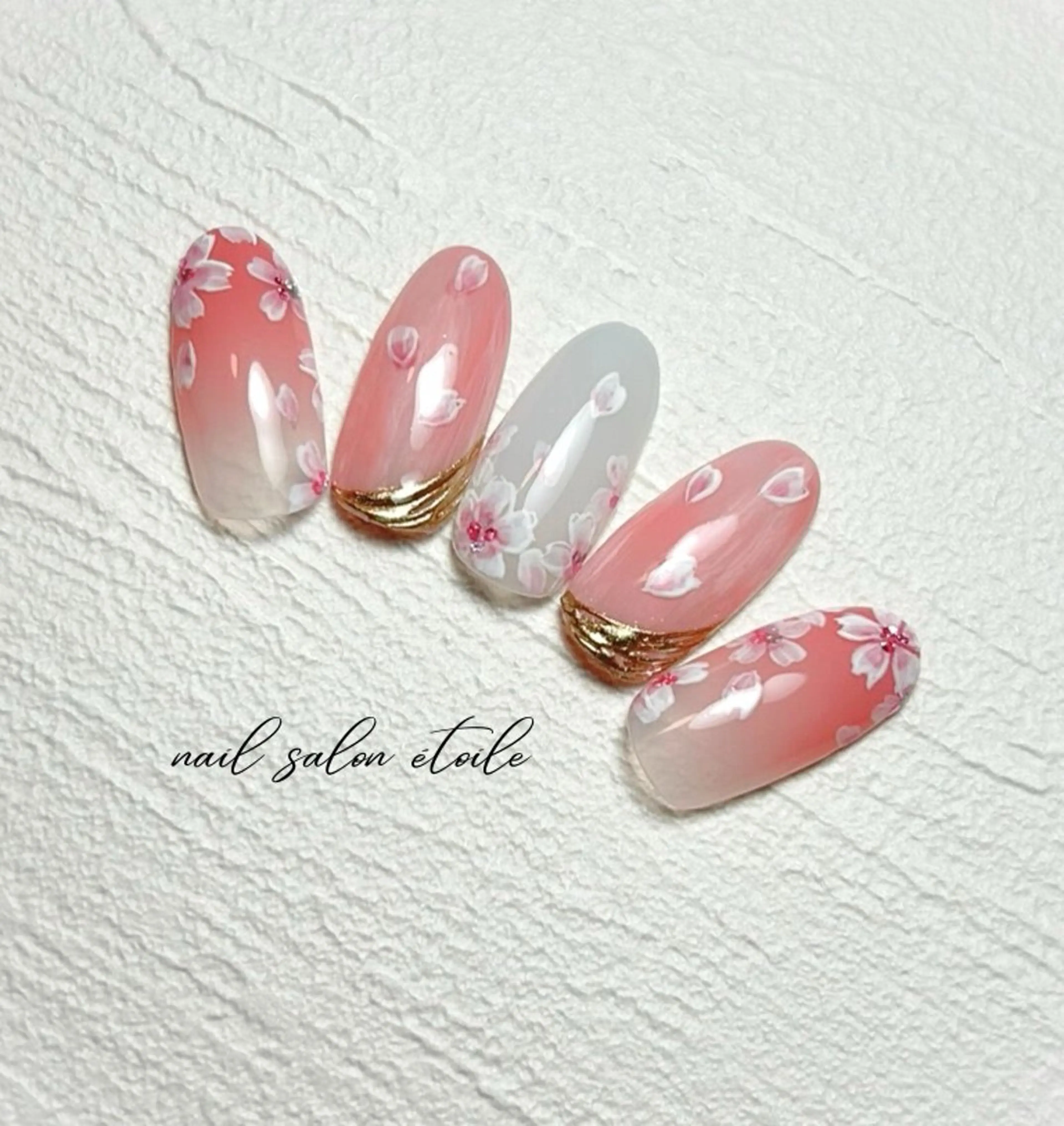 ネイル 桜ネイル 入学式 卒業式 ピンク 春ネイル ハンドネイル nail salon étoileのネイルデザイン