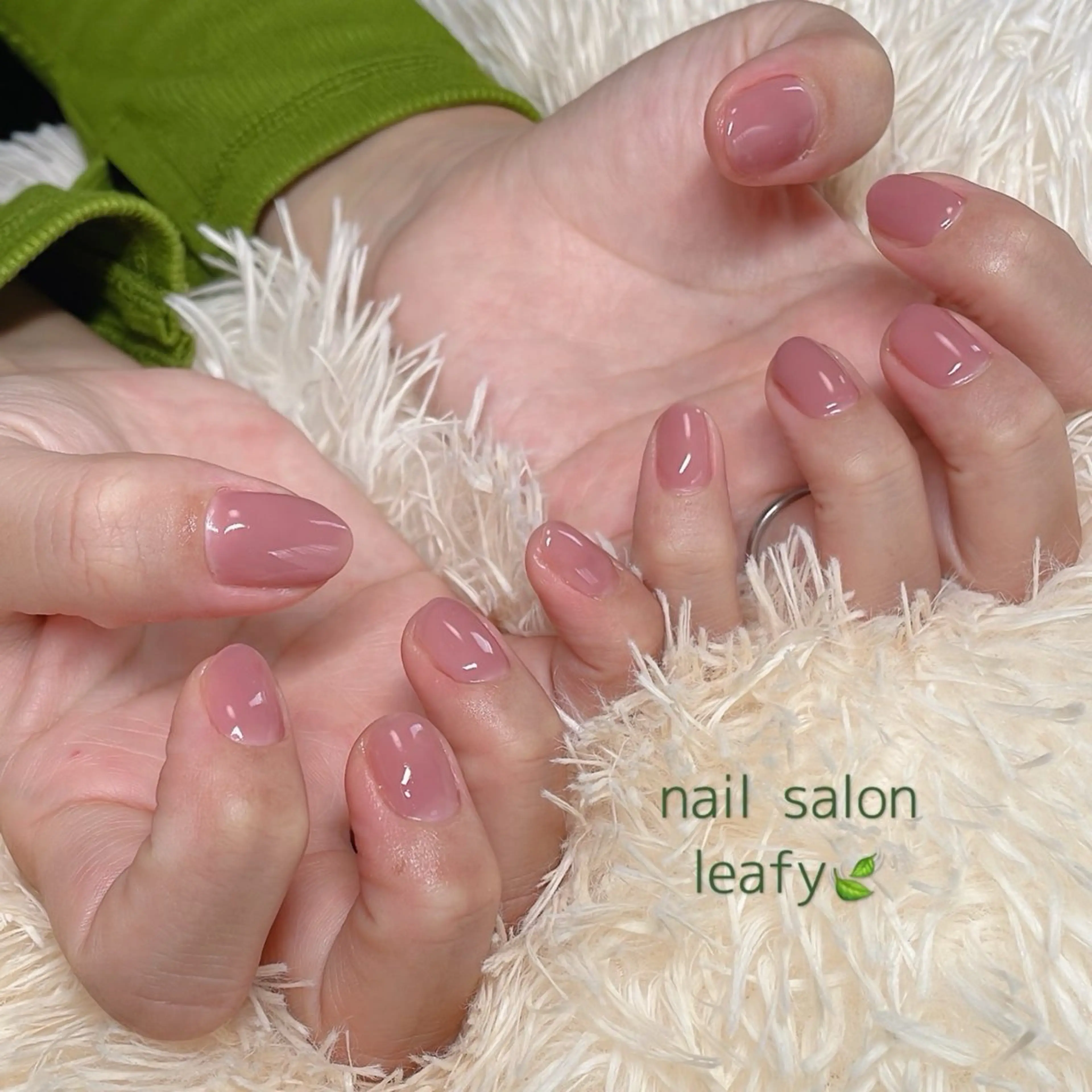 ネイル ワンカラーネイル ピンク ハンドネイル ネイルサロン leafyのネイルデザイン