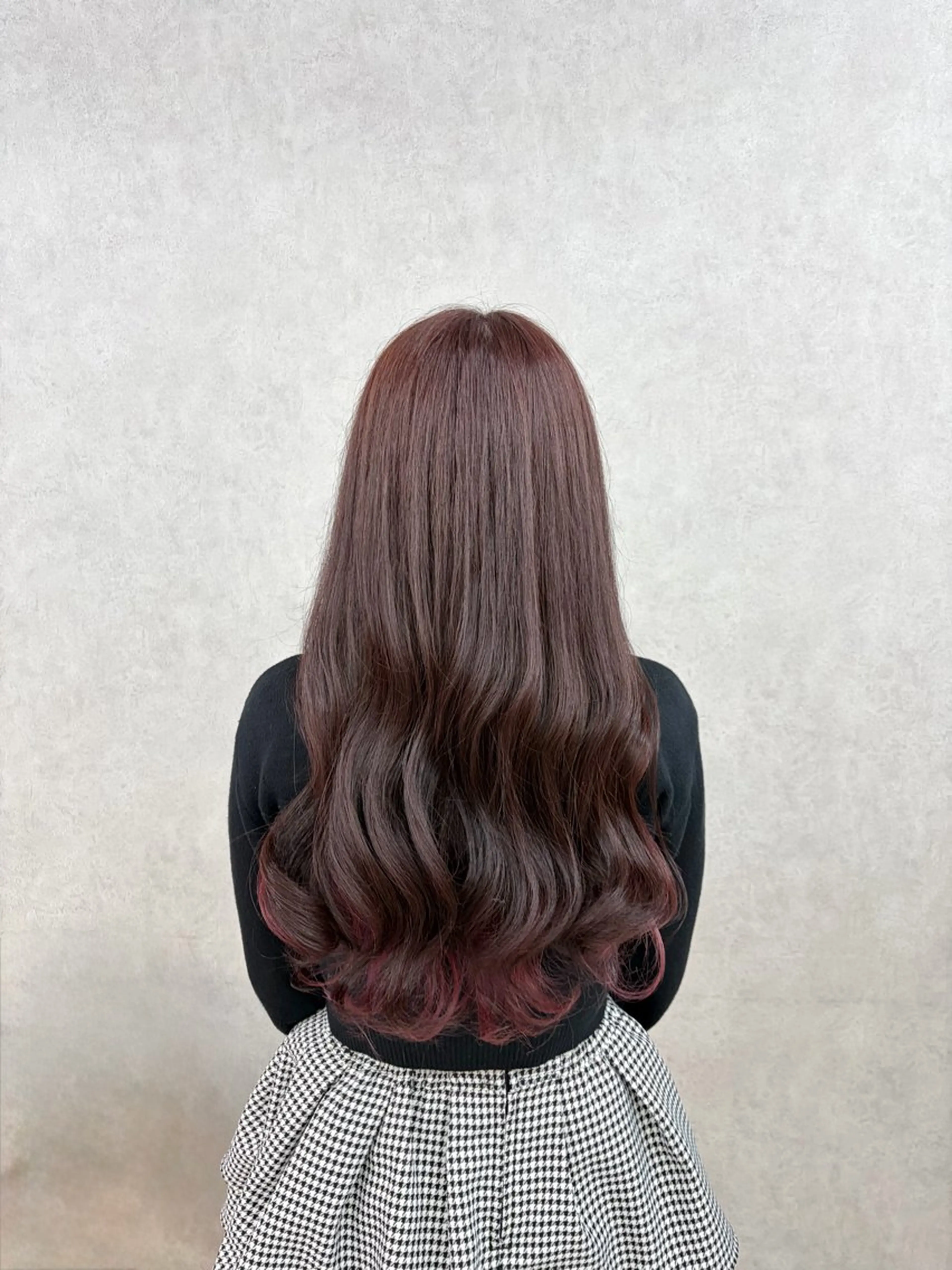 ロング カラー ブラウンカラー ピンクカラー ピンクブラウン 倉澤 愛理のヘアスタイル