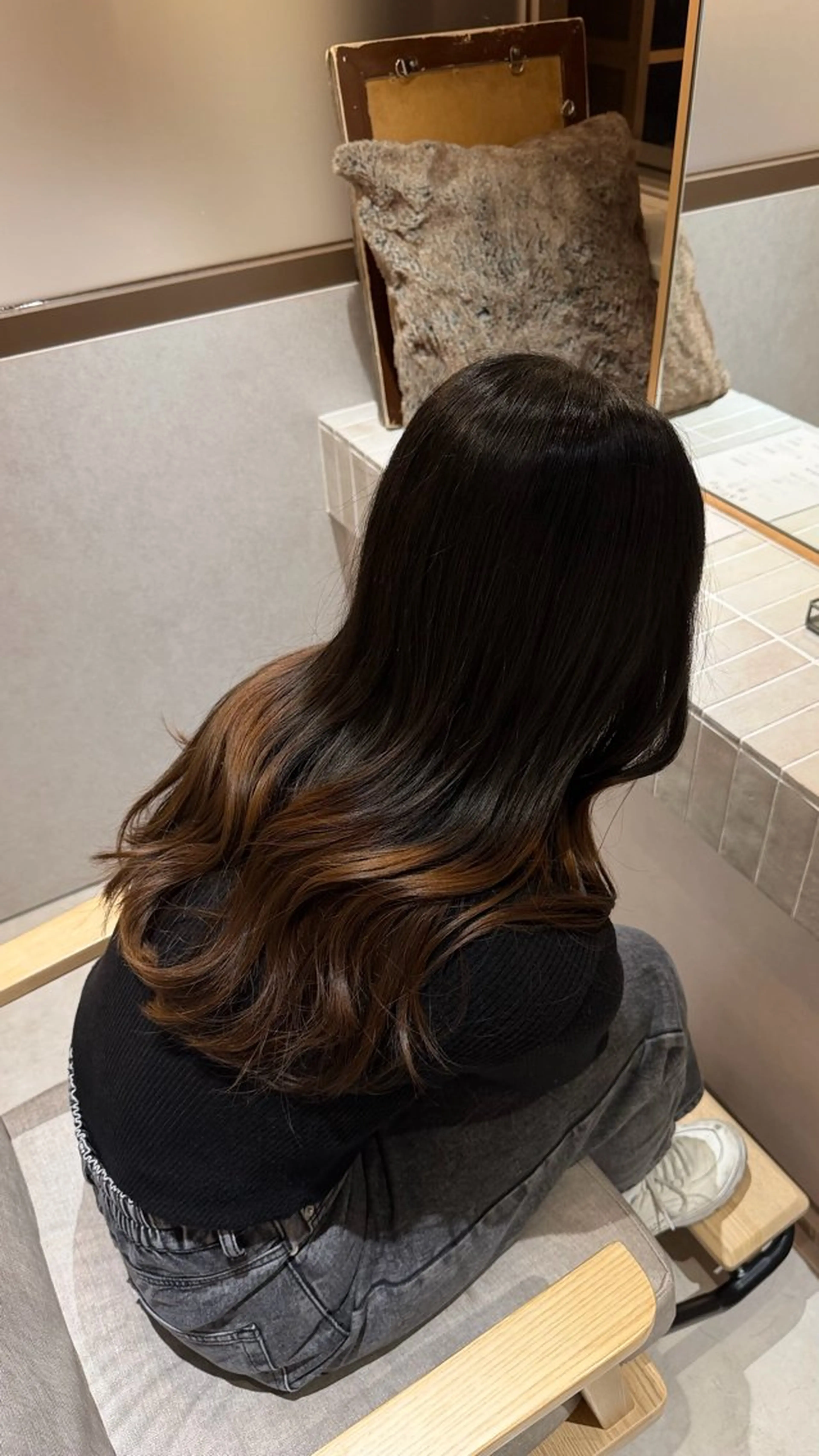 ロング カラー グラデーションカラー little lulu 梅田所属・Saya/ショート/ ボブ/ 大阪/梅田のヘアスタイル