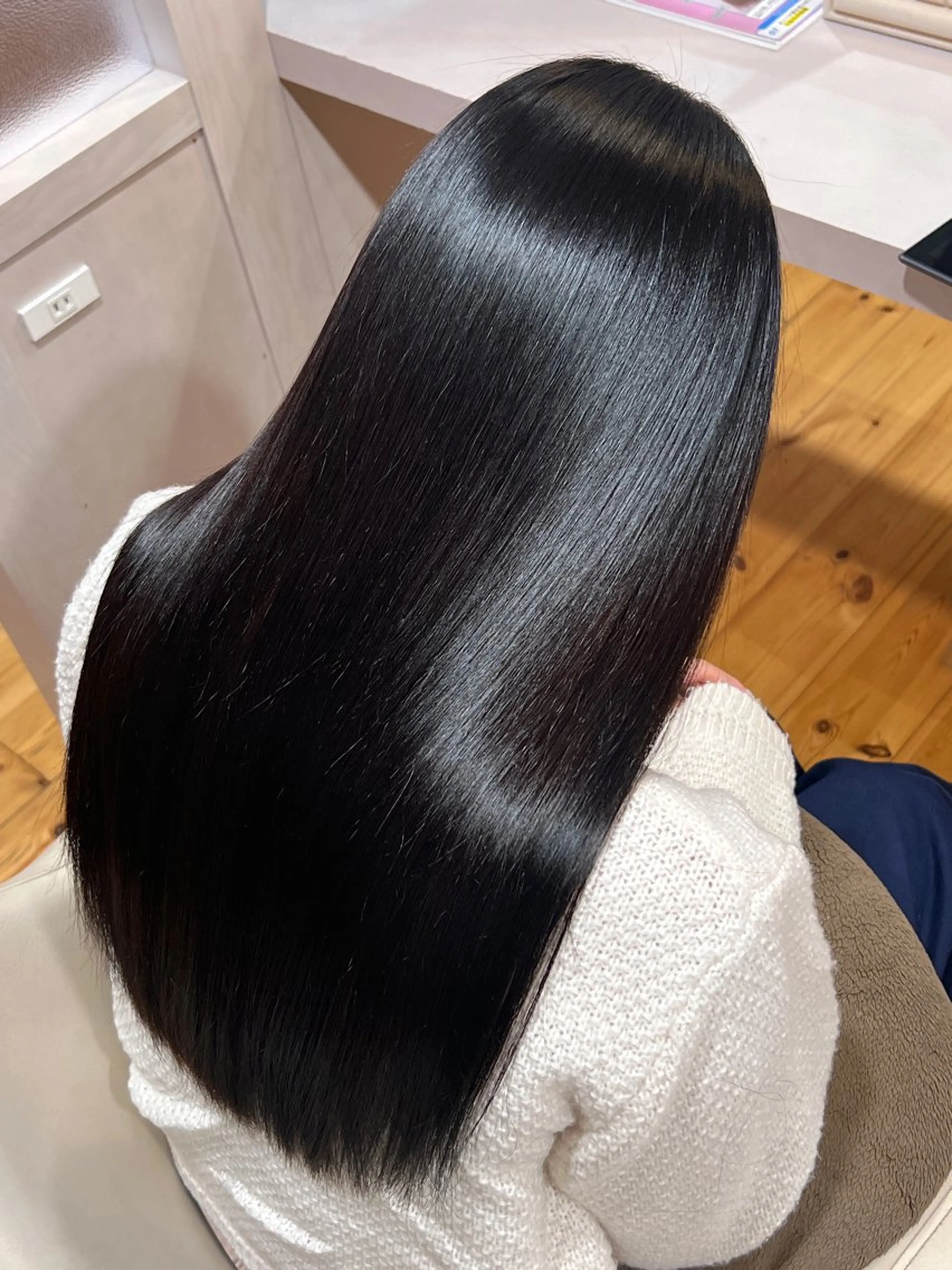 ロング ロング カット 縮毛矯正 トリートメント 佐藤 翔空【艶 カラー/縮毛矯正】のヘアスタイル