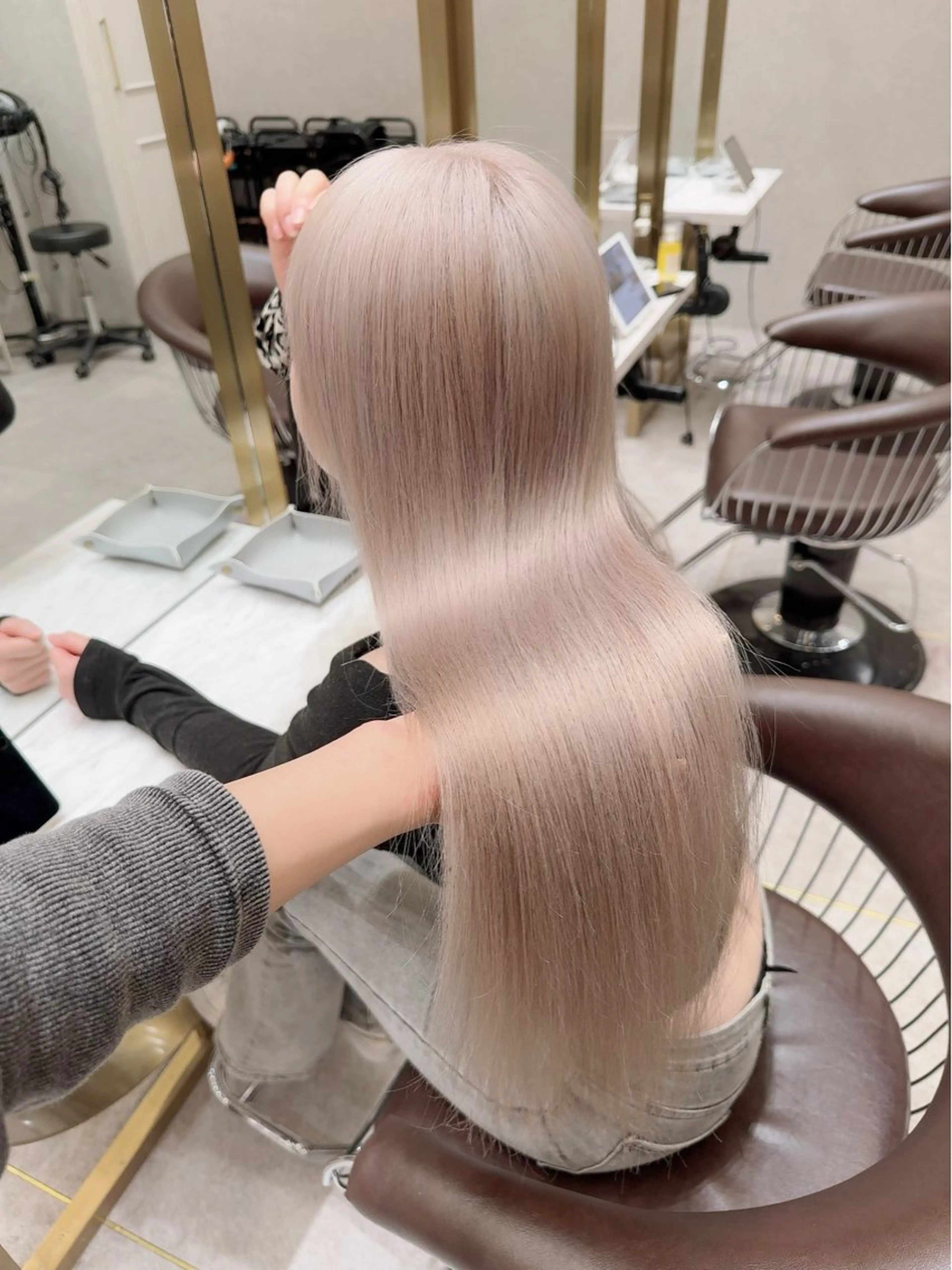 ロング カラー ヘアカラー トリートメント ARIA💎縮毛矯正 ブリーチ💎複雑履歴のヘアスタイル