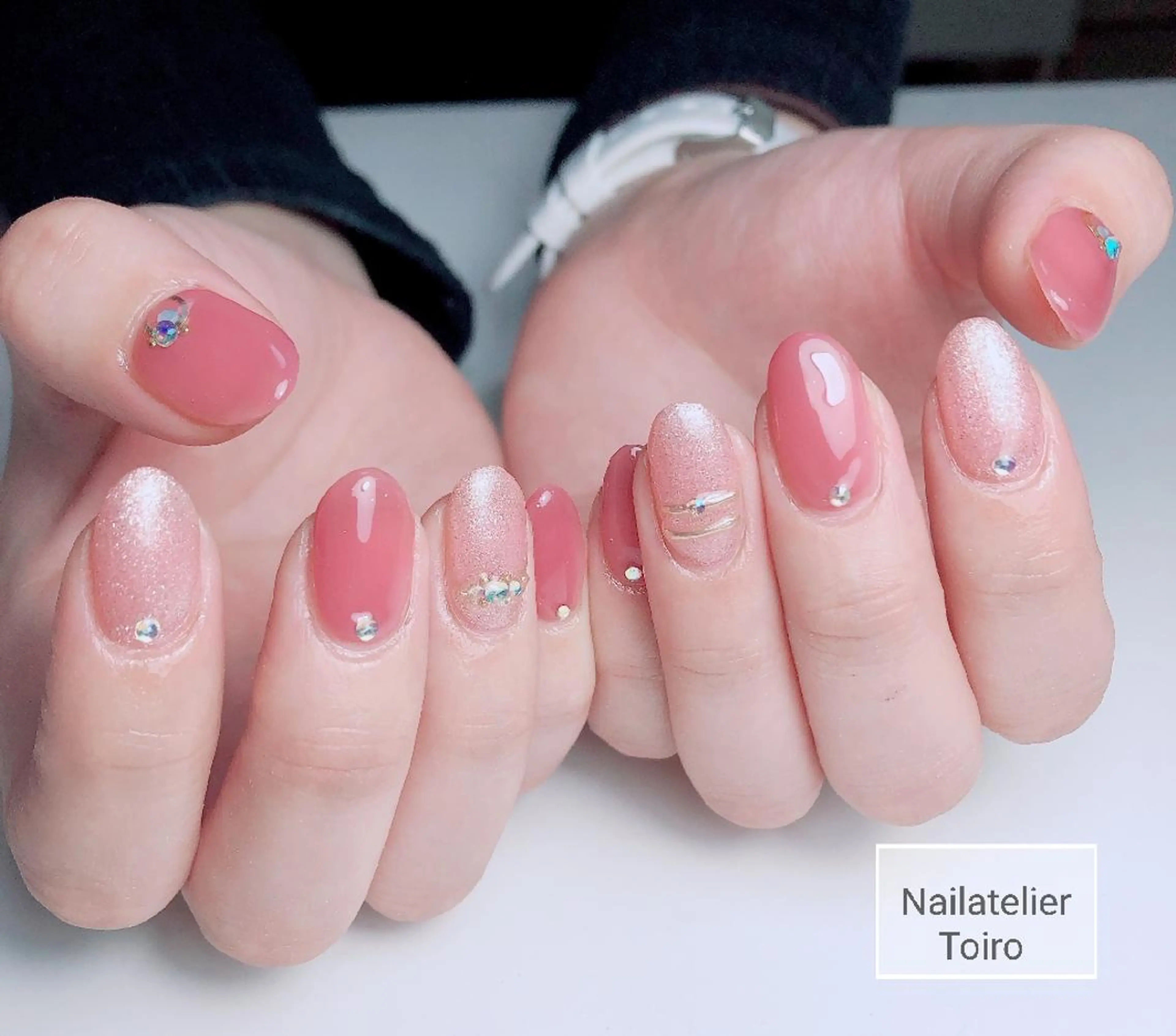 ミディアム ネイル ☺︎山部 志麻☺︎のネイルデザイン