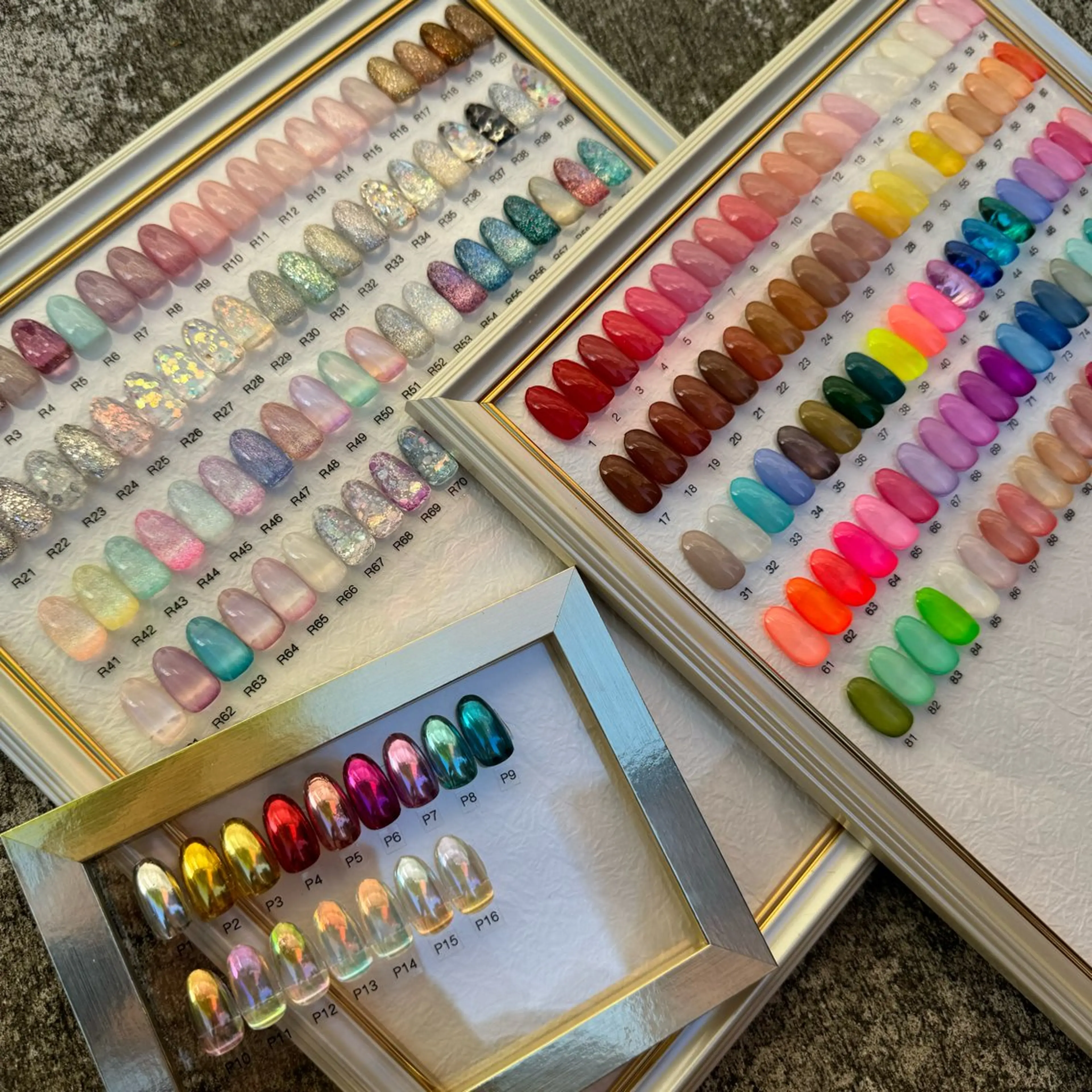 ネイル ハンドネイル FULL MOONのネイルデザイン