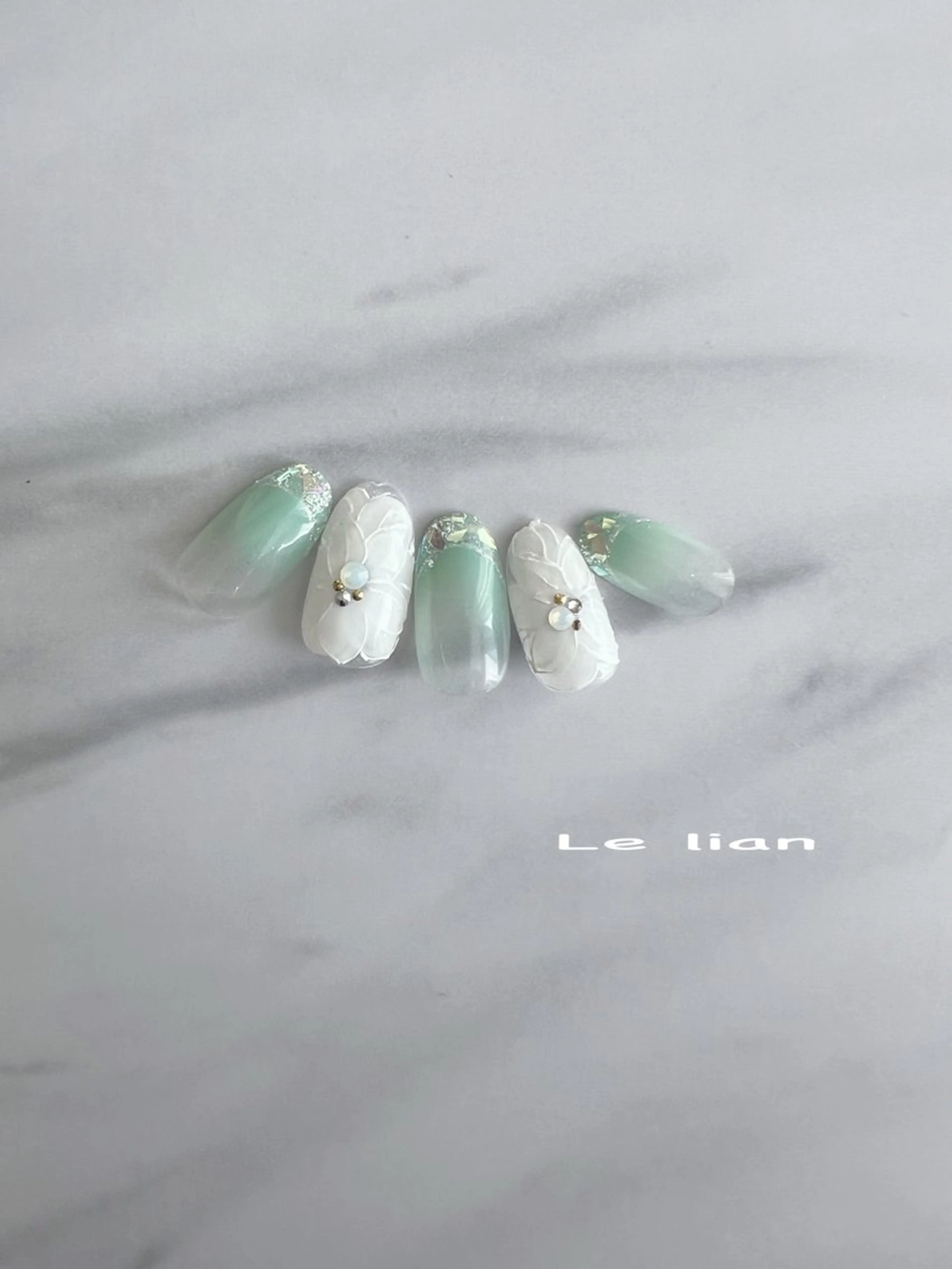 ネイル Le lian所属・Le lianのネイルデザイン
