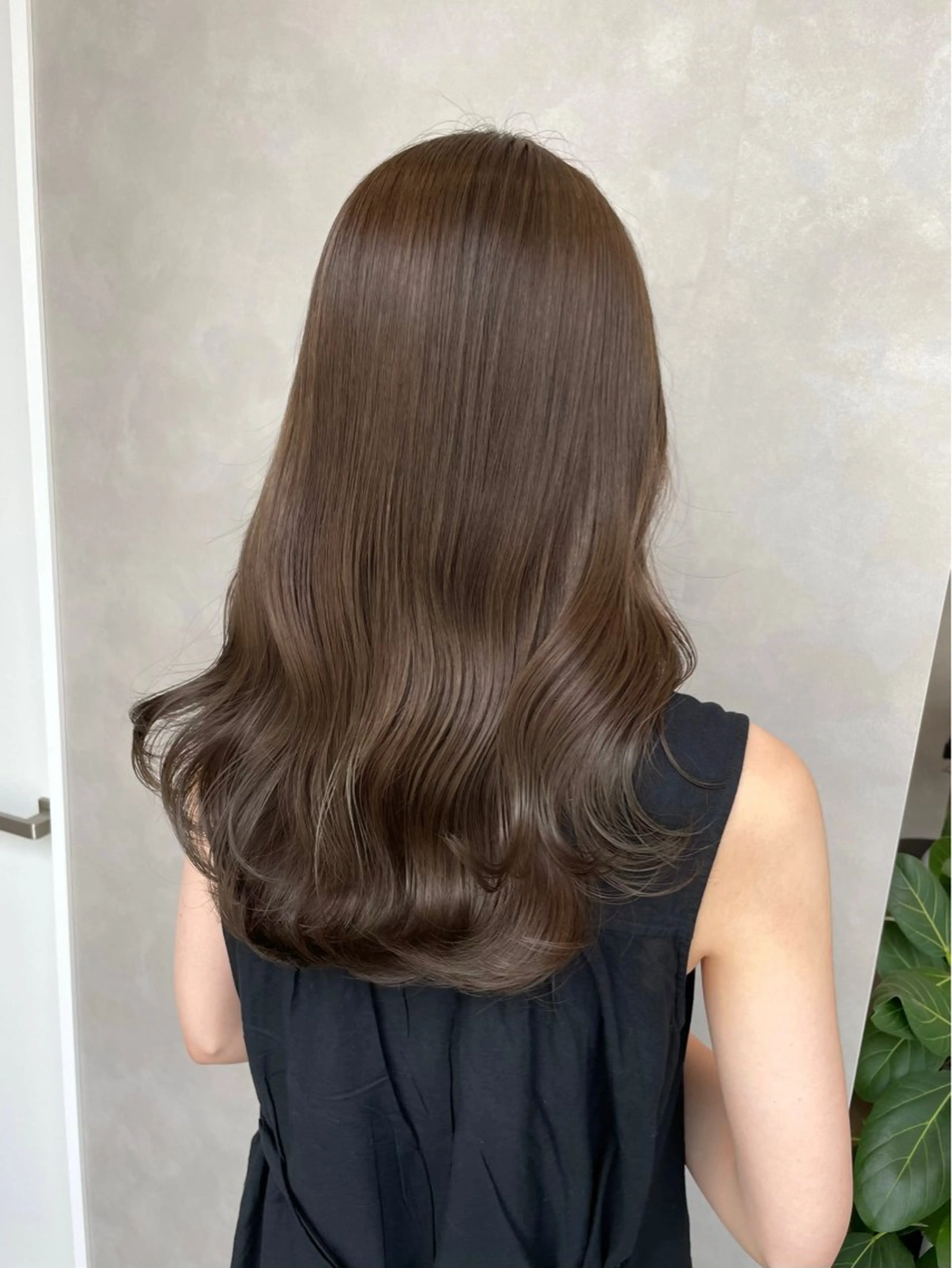 セミロング カラー ベージュカラー 透明感カラー 顔まわりレイヤー 顔周りカット レイヤーカット 🌿レイヤー赤み消し 🌿西村拓也のヘアスタイル