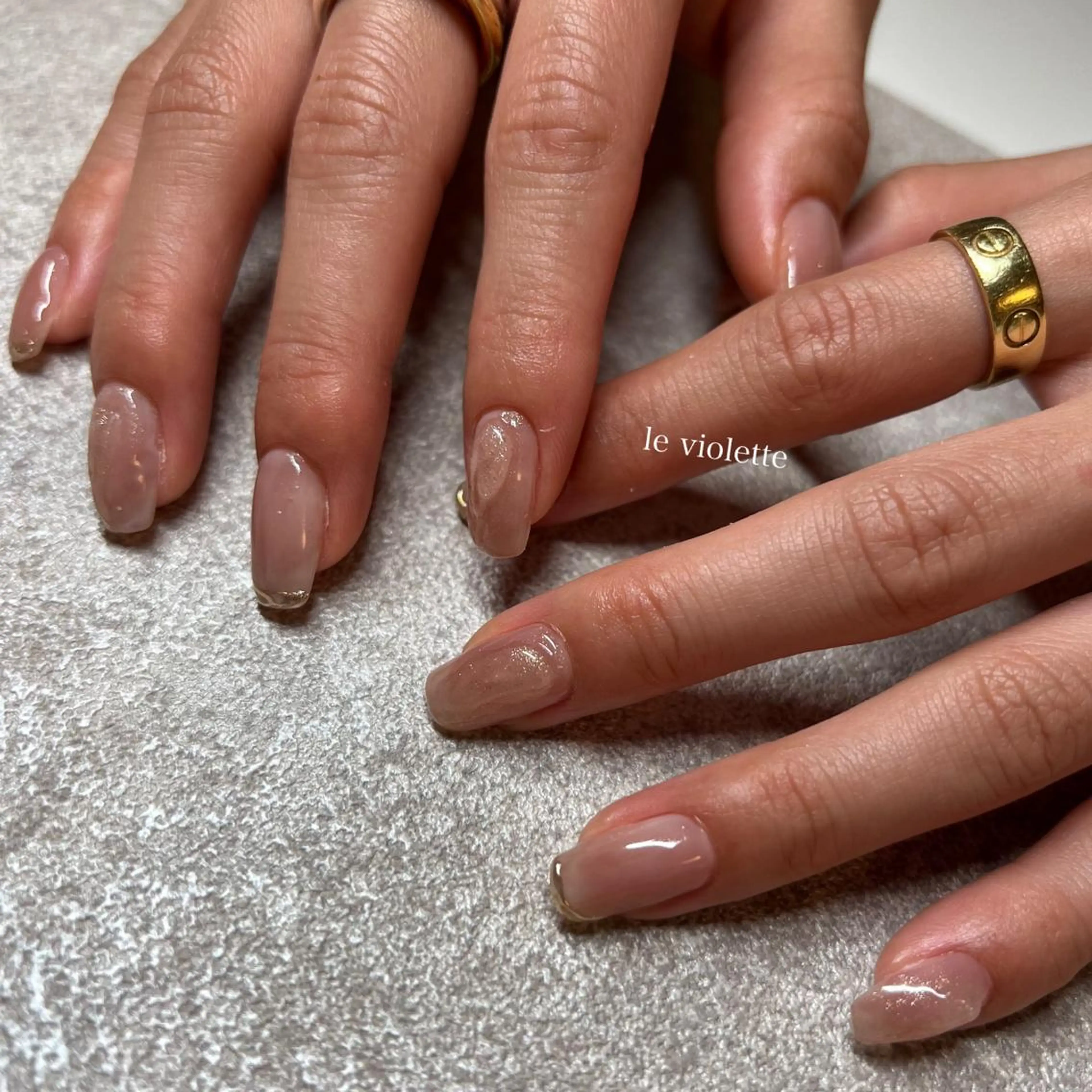 ネイル ミラーネイル ピンク ハンドネイル le violette所属・le violetteのネイルデザイン