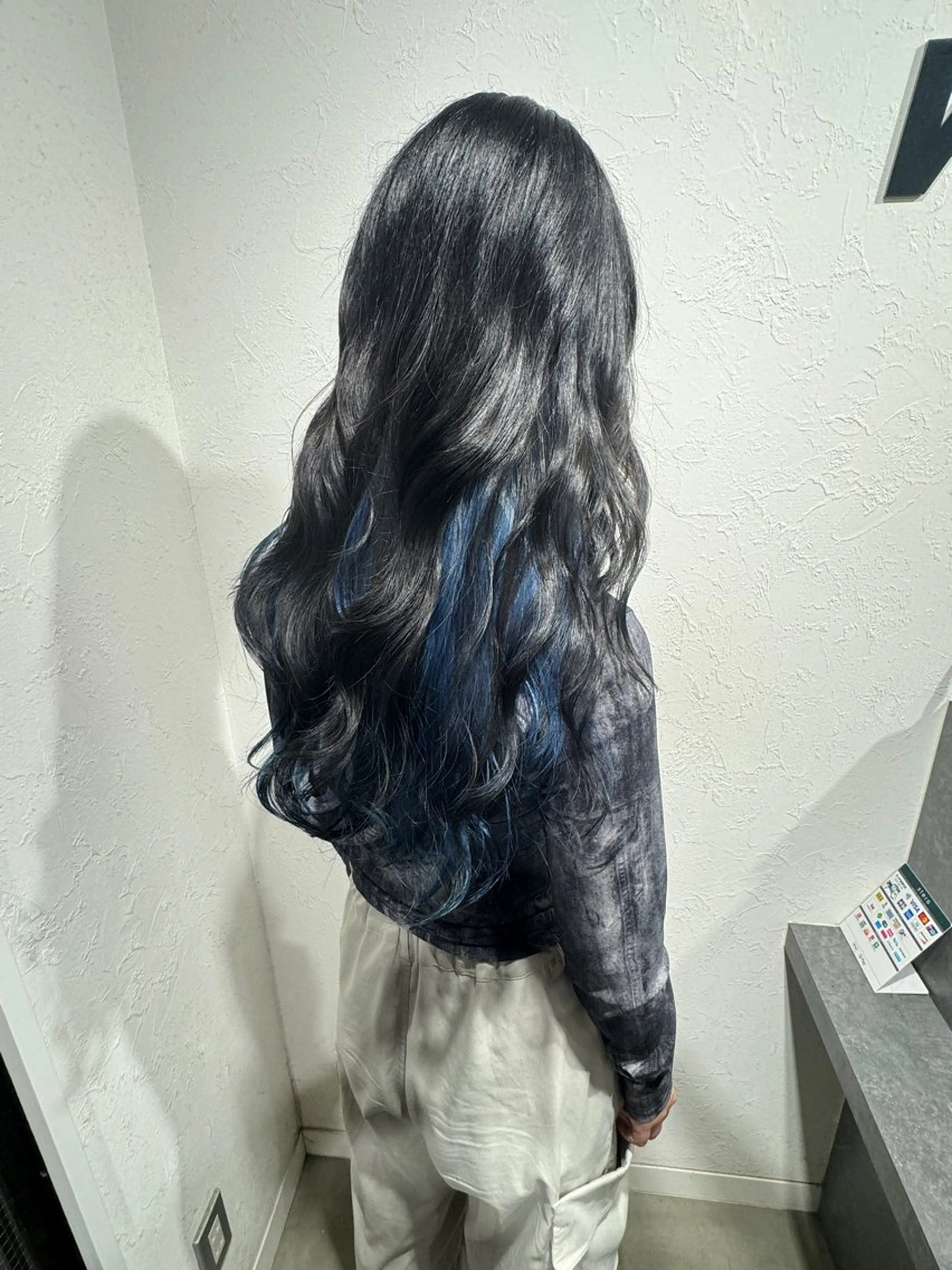 ロング ヘアカラー ハイトーン/レイヤー /艶カラー🎀のヘアスタイル