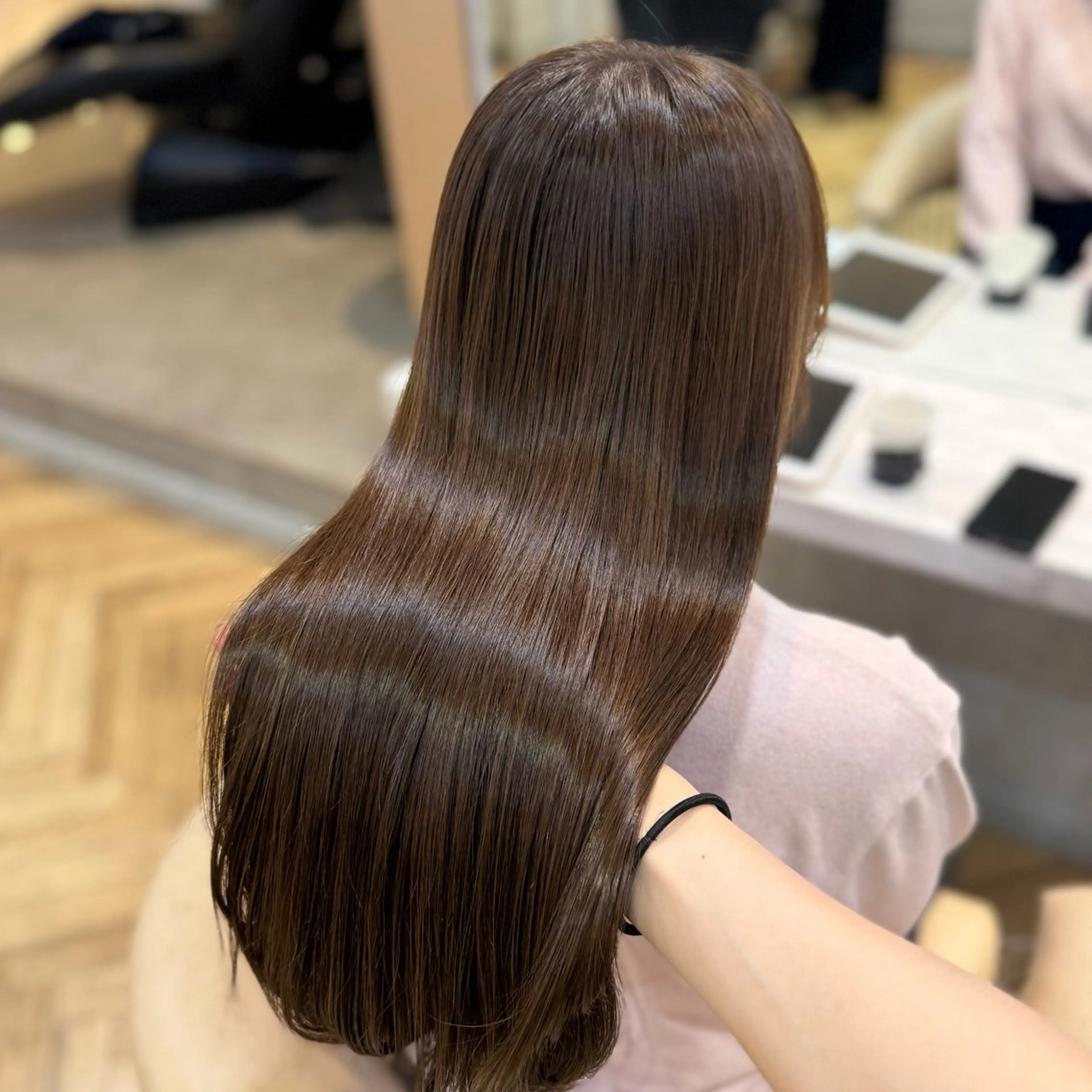 ロング 顔周りカット 韓国風ヘア カット ヘアカラー トリートメント 韓国ヘア/艶髪/ 透明感カラー/つぐみのヘアスタイル