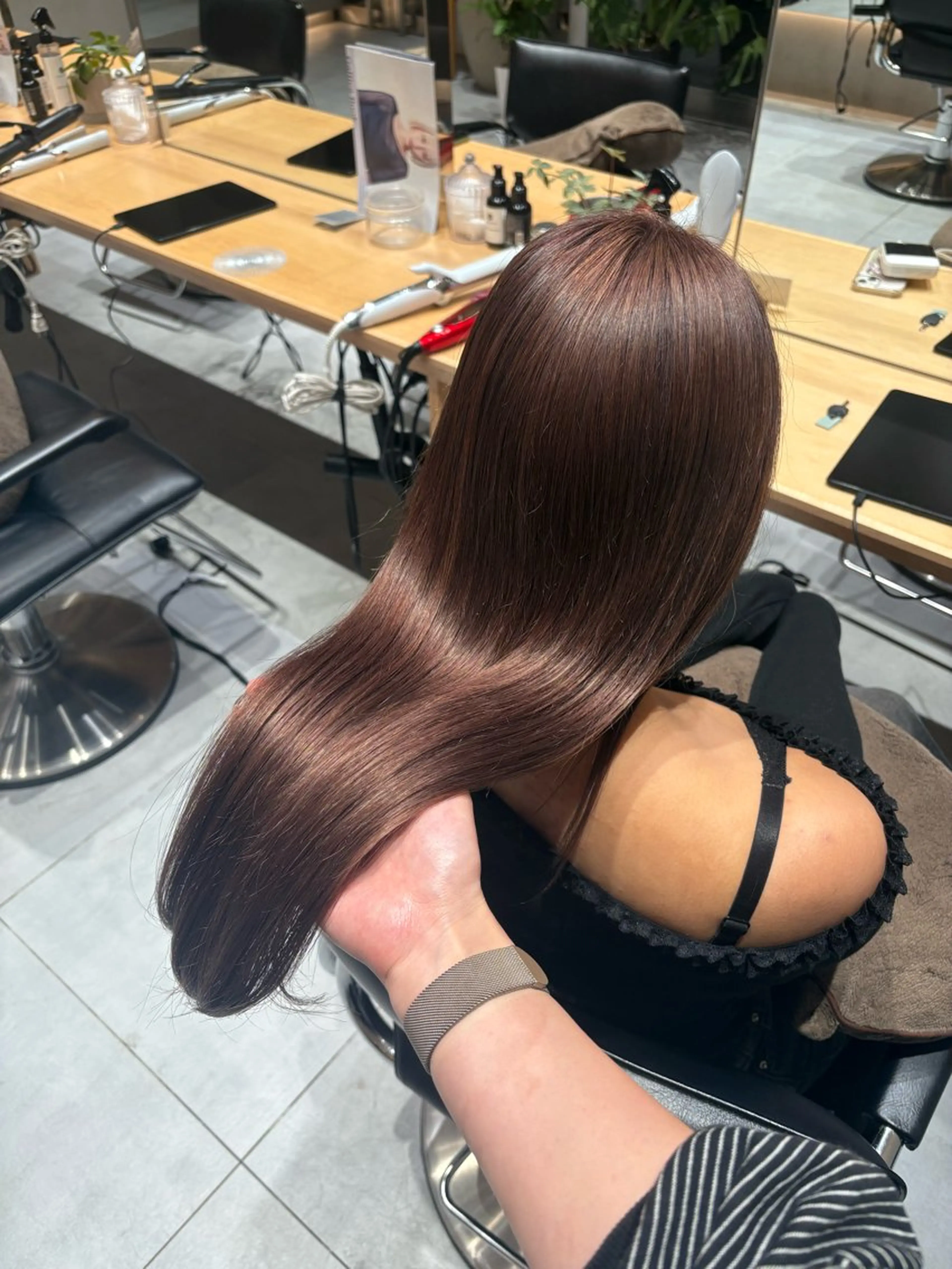 🪞【１ブリーチ(リタッチも🆗❕)➕艶髪カラー】🥣の写真