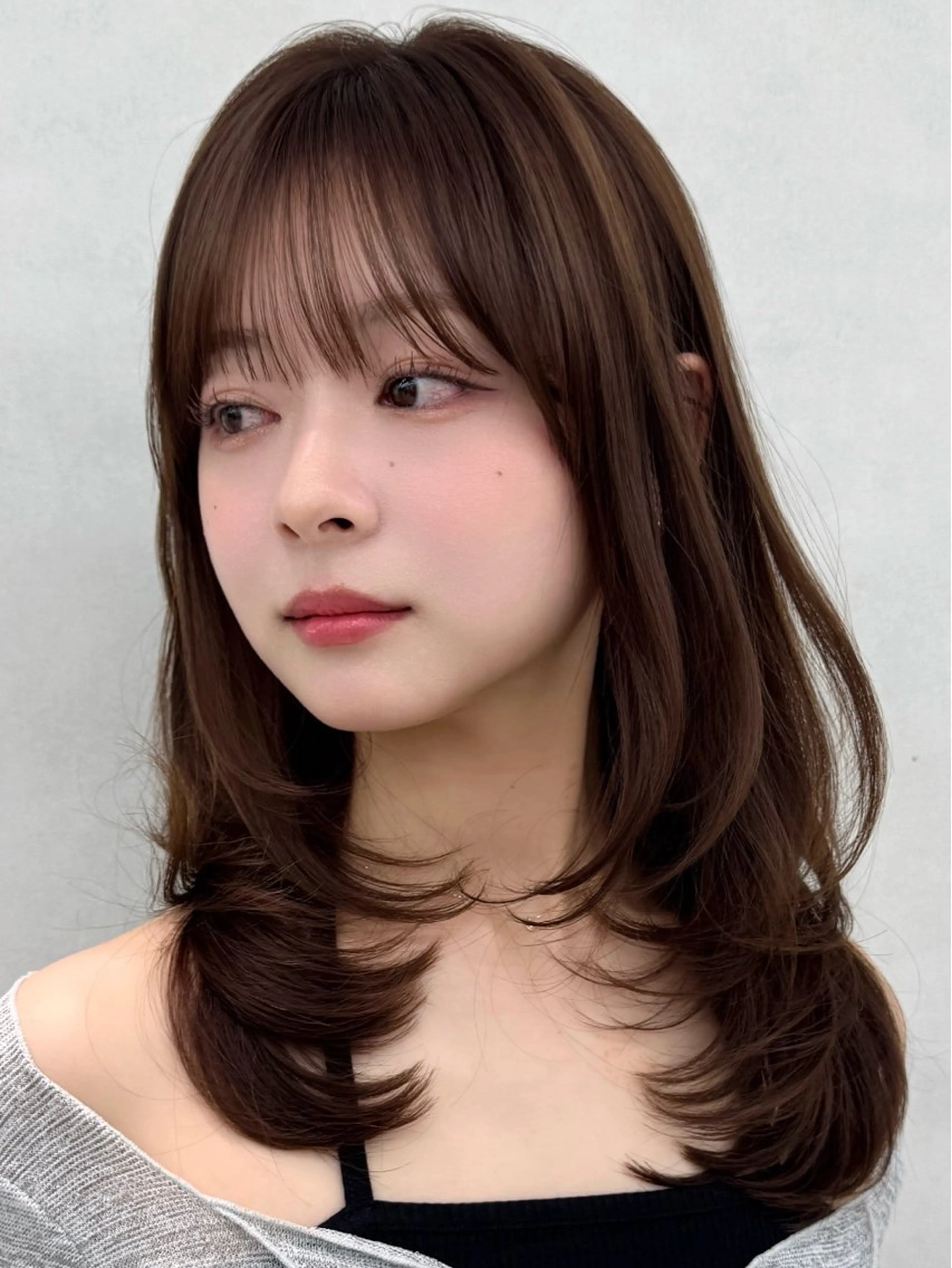 ロング カット 韓国レイヤー/ 顔まわり/西野和裕のヘアスタイル