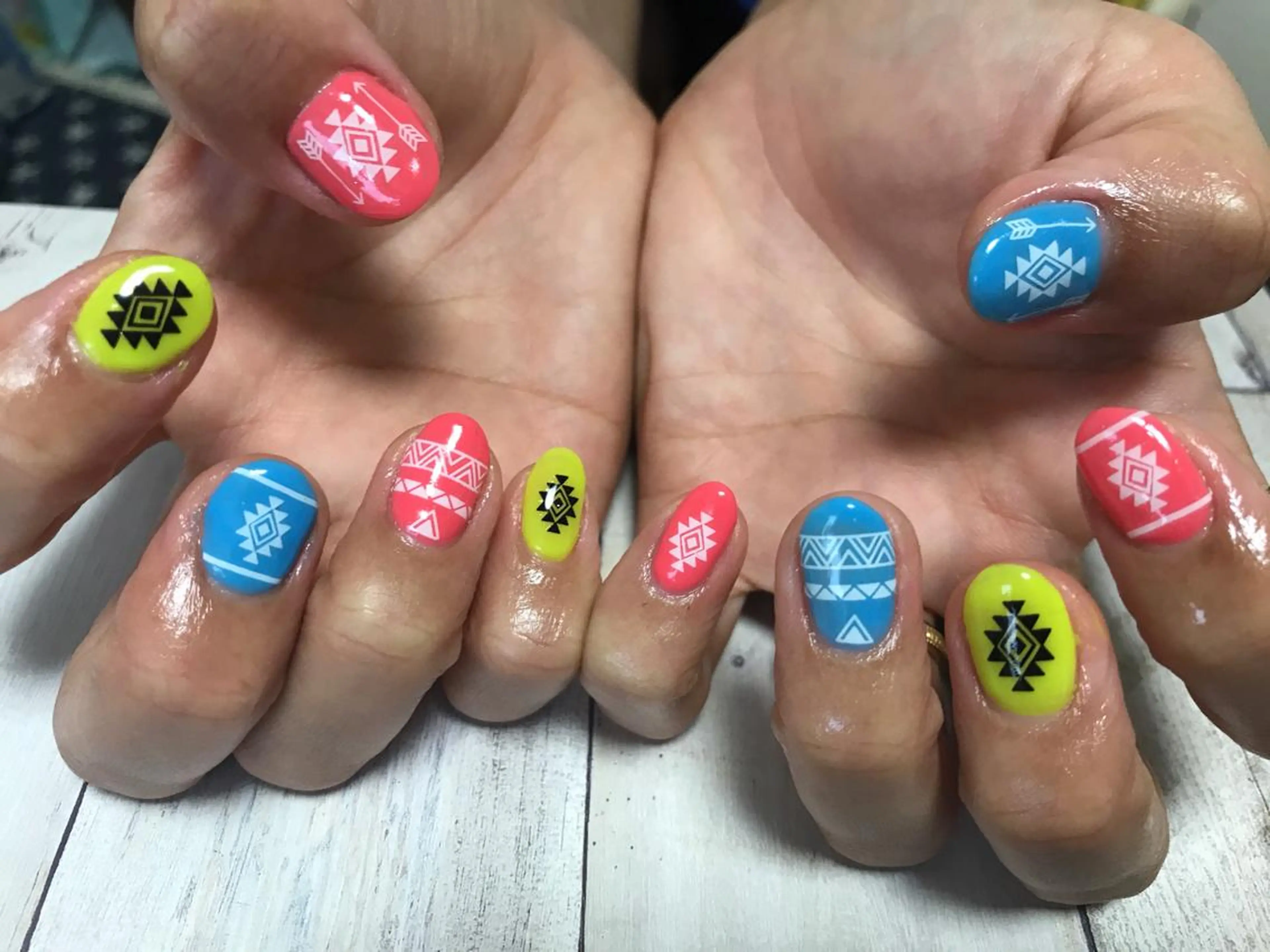 ネイル ワンカラーネイル nico.nico.mark NAIL所属・小林 梓のエステ・リラクイメージ