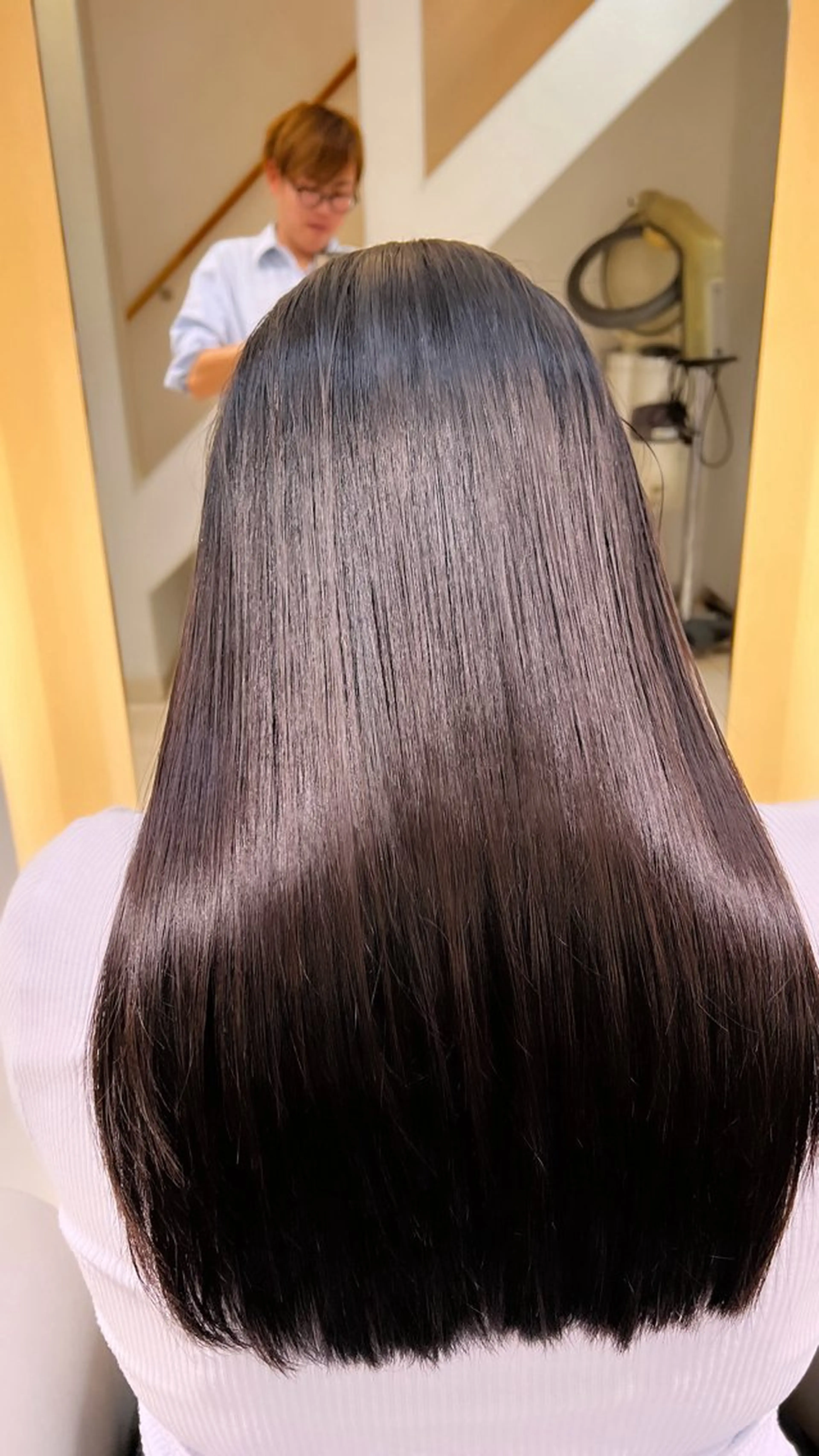 ミディアム カラー パーマ ヘアアレンジ 縮毛矯正 堀井 凌平のヘアスタイル