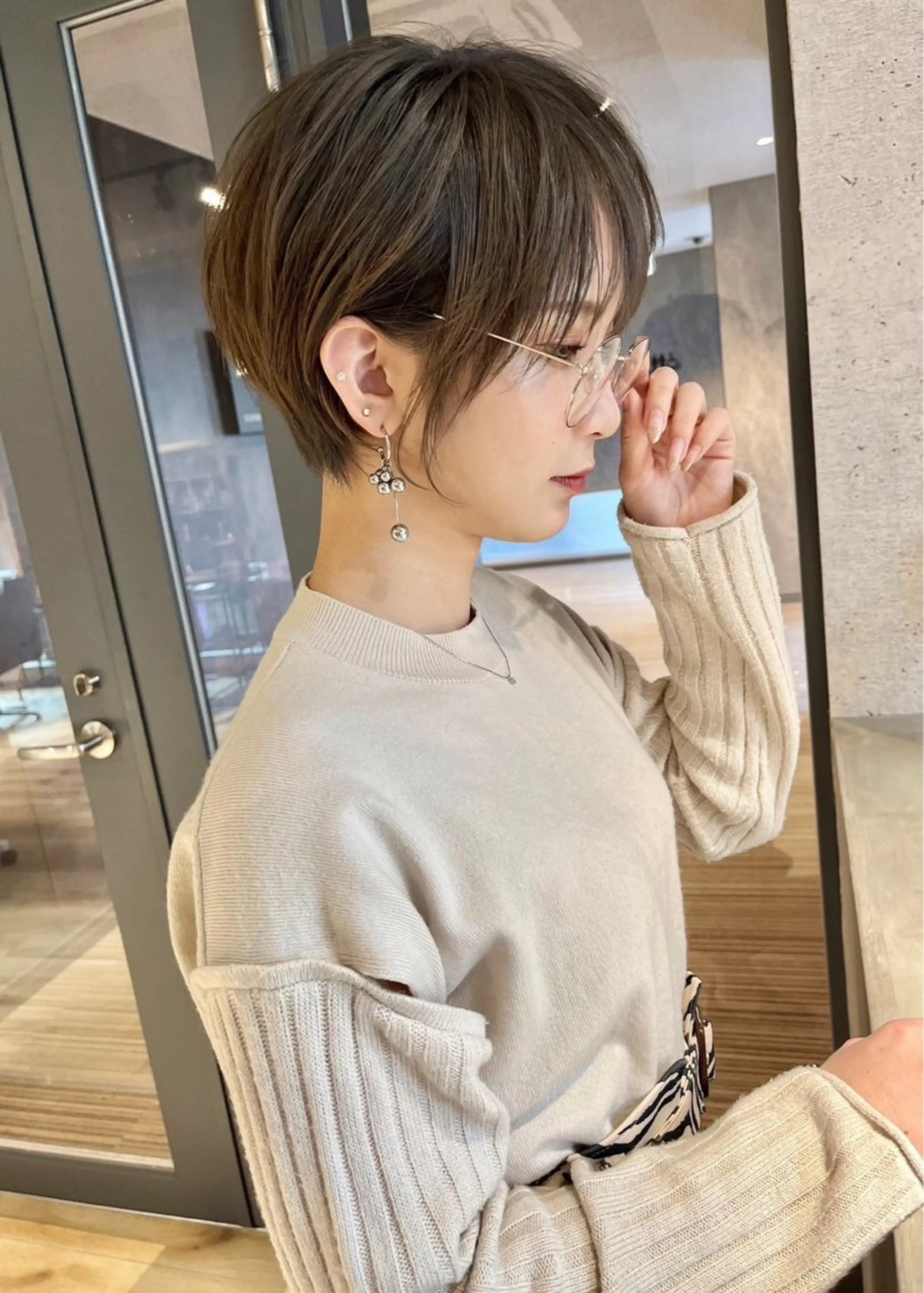 ショート カラー カット ヘアカラー トリートメント RAISE by_WHITEのヘアスタイル