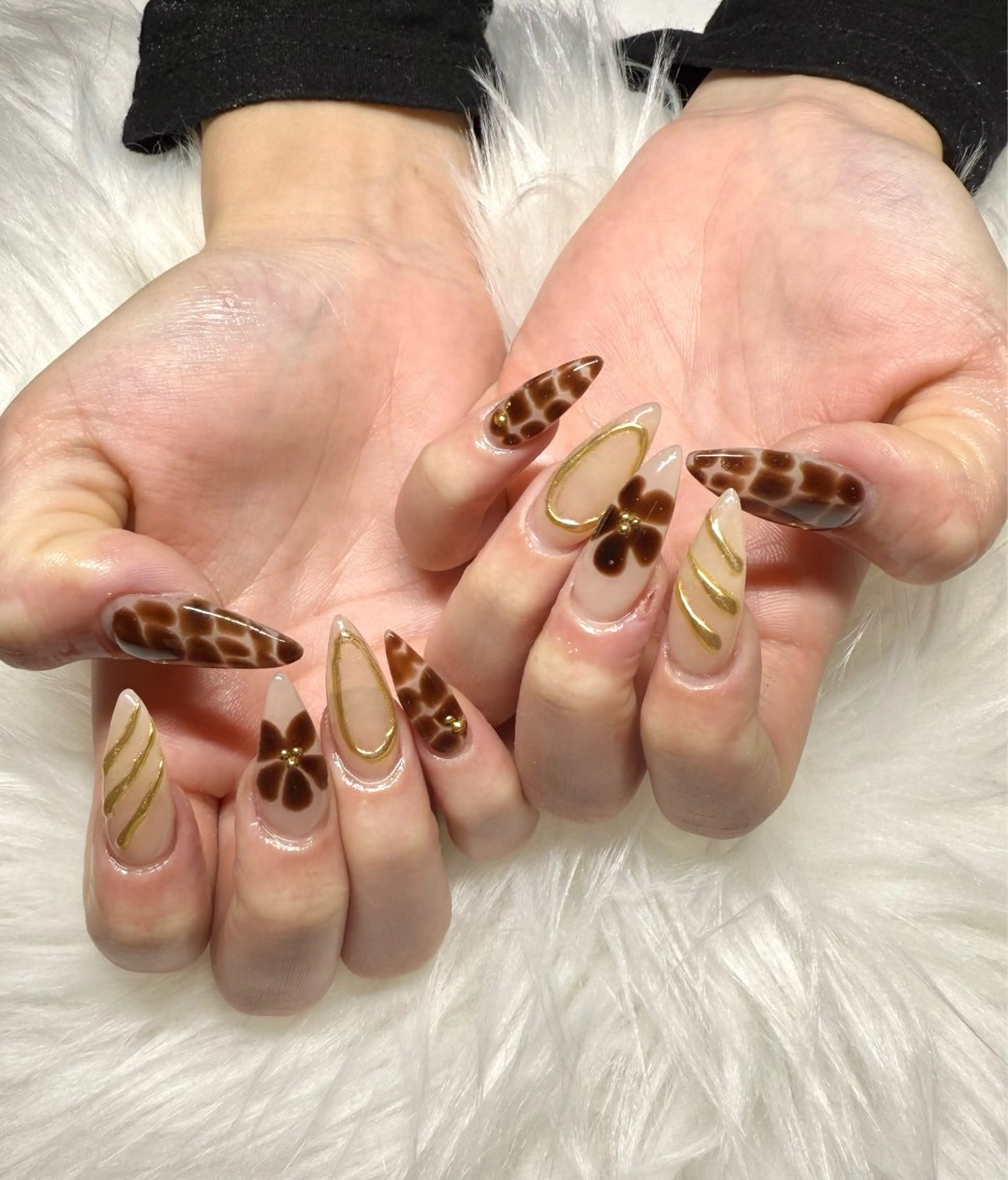 ネイル アートネイル ハンドネイル CHARME 🤎〔RINA〕のネイルデザイン