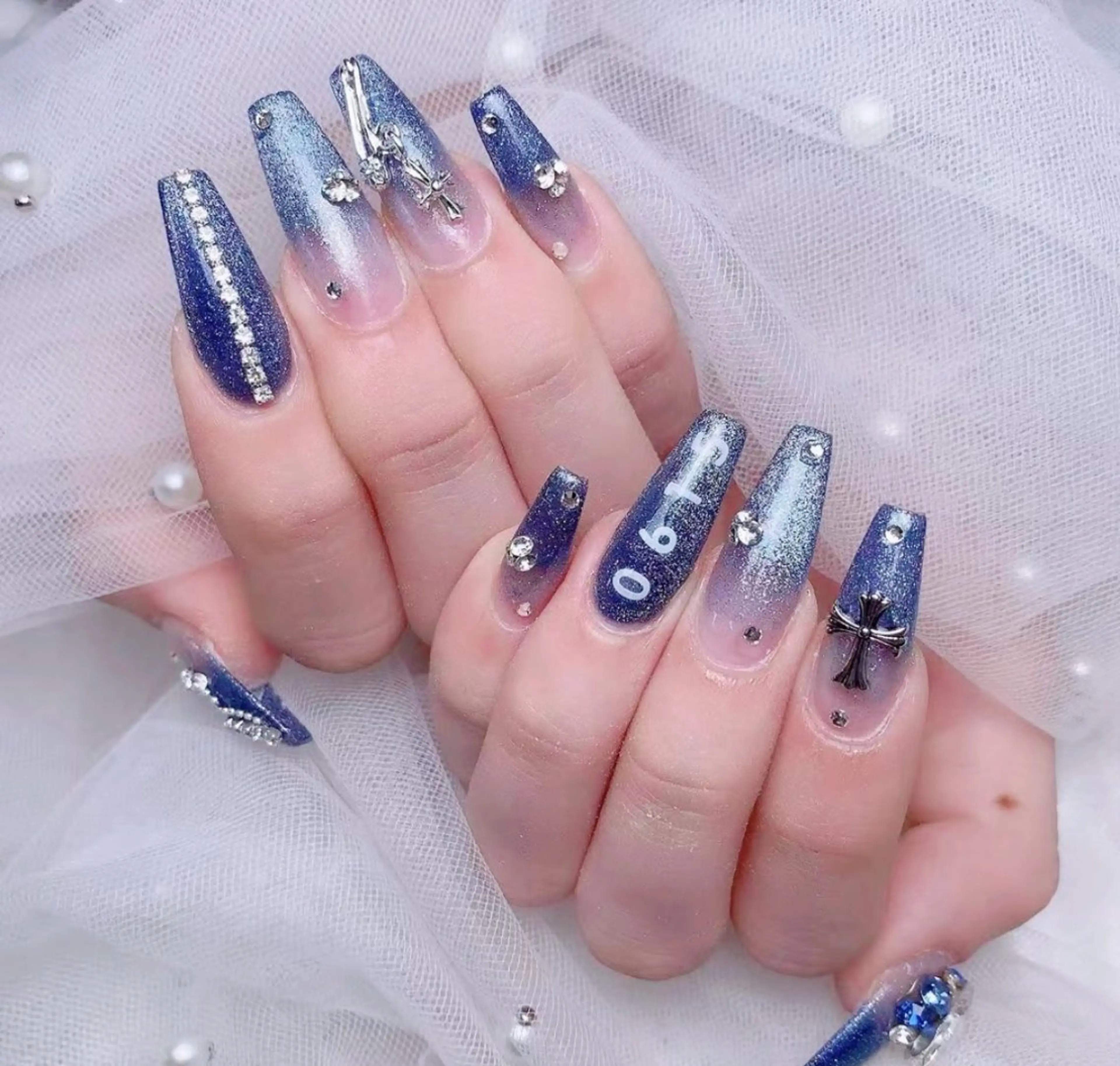 ネイル マギー ネイル🦋のネイルデザイン