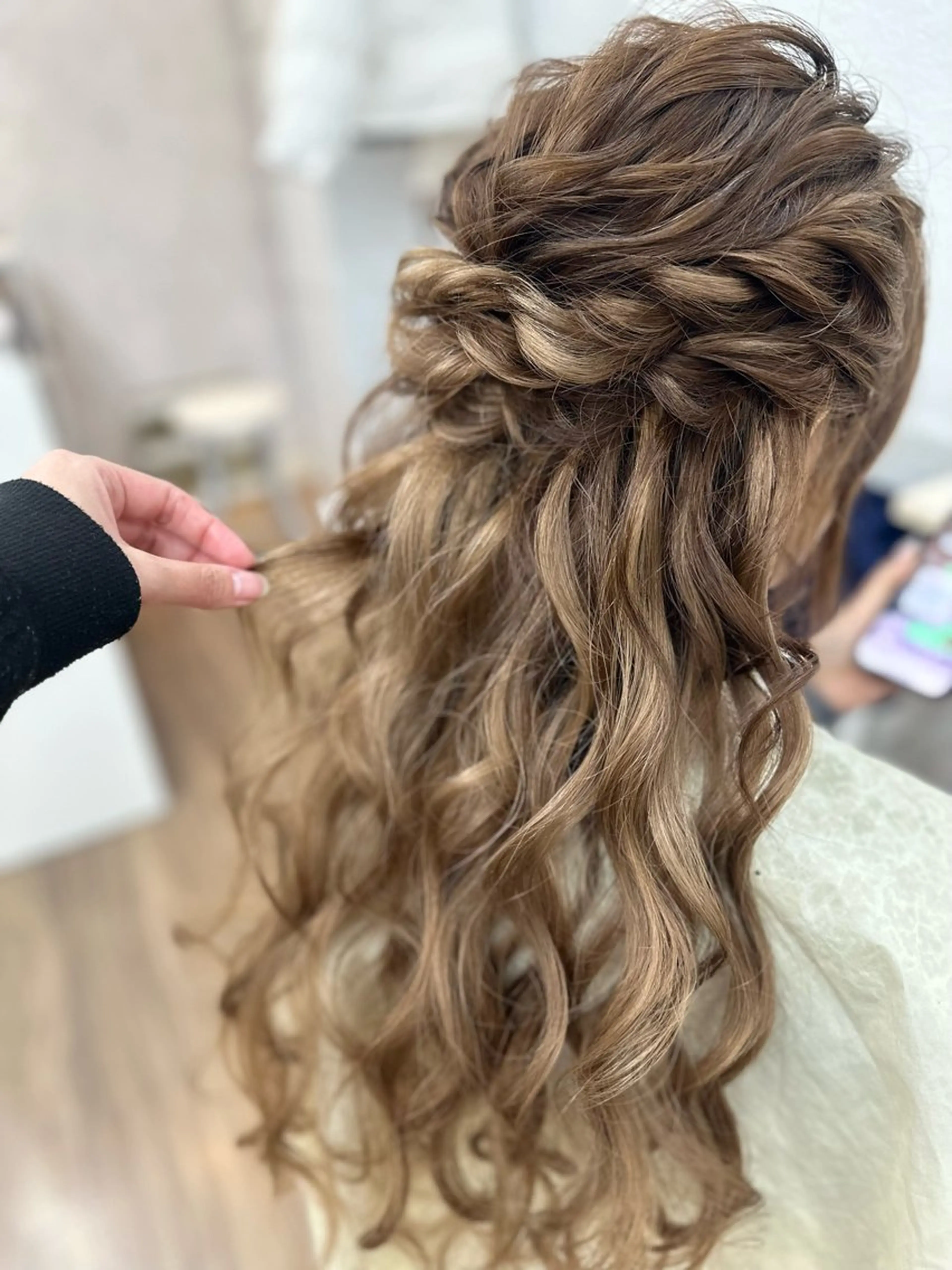 ロング ヘアアレンジ GLOSS♡ ヤマガミコウジのヘアスタイル