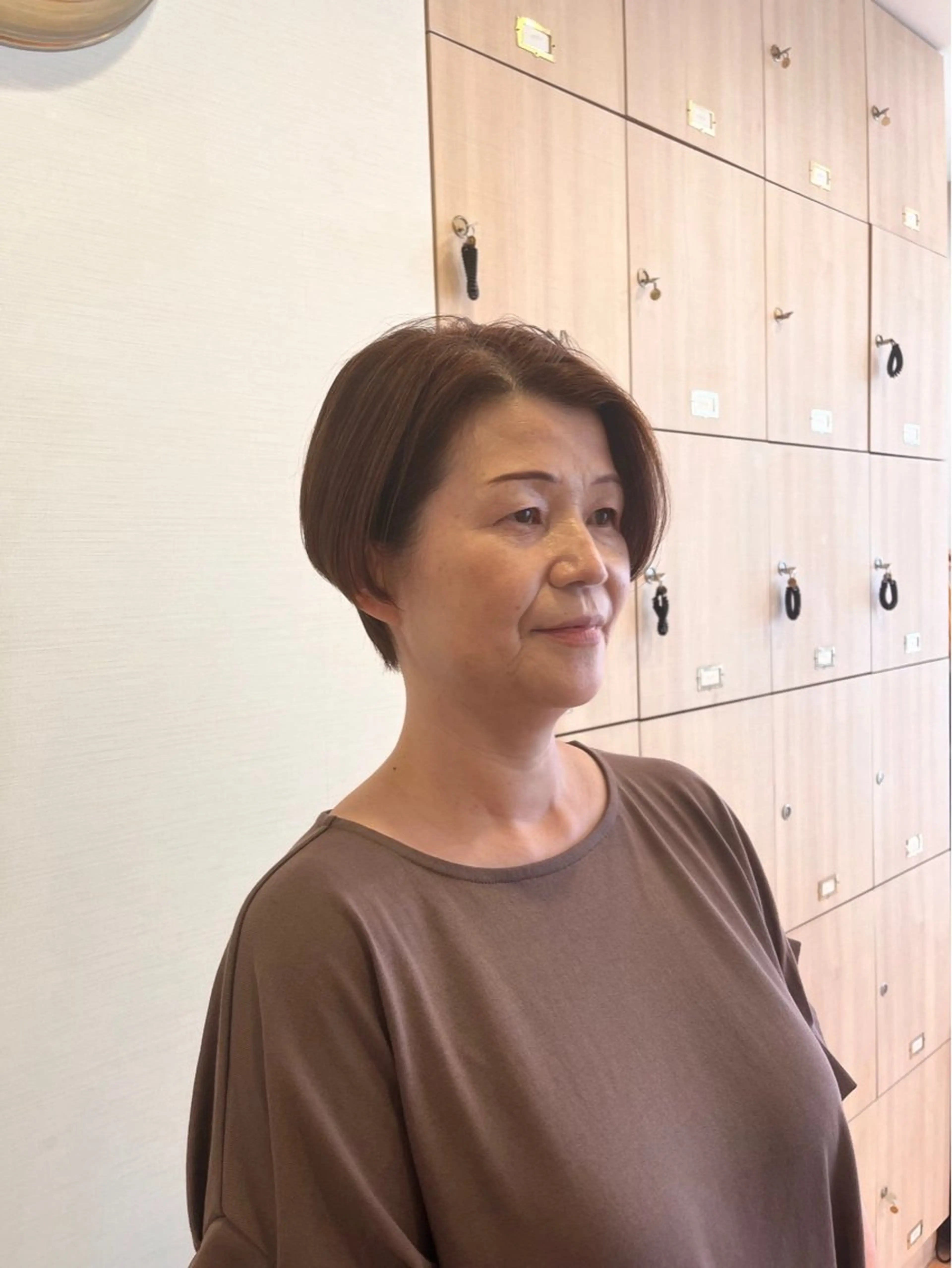 ショート 酸性ストレート Ha naのヘアスタイル