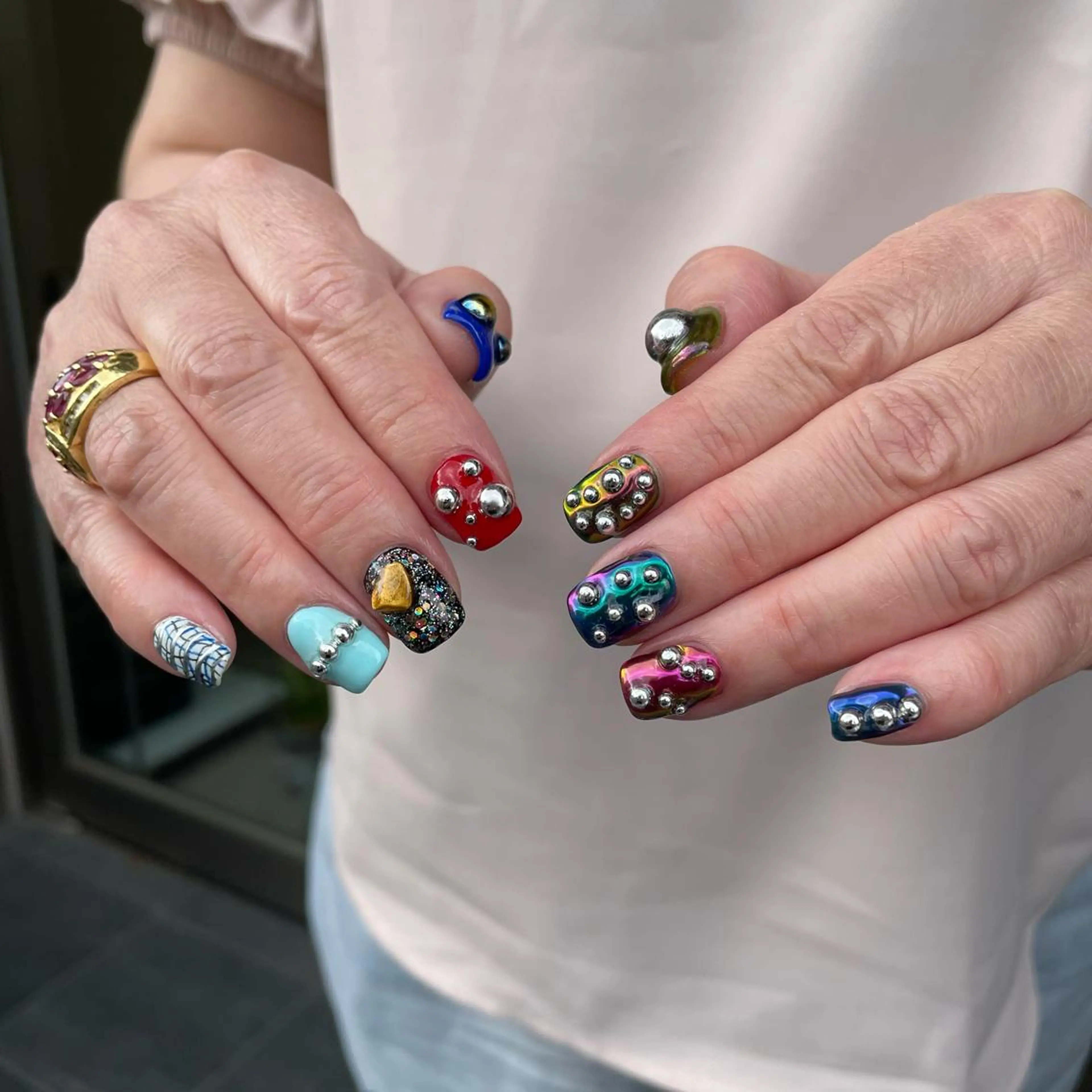 ネイル neouv所属・NEOUV NAILのネイルデザイン