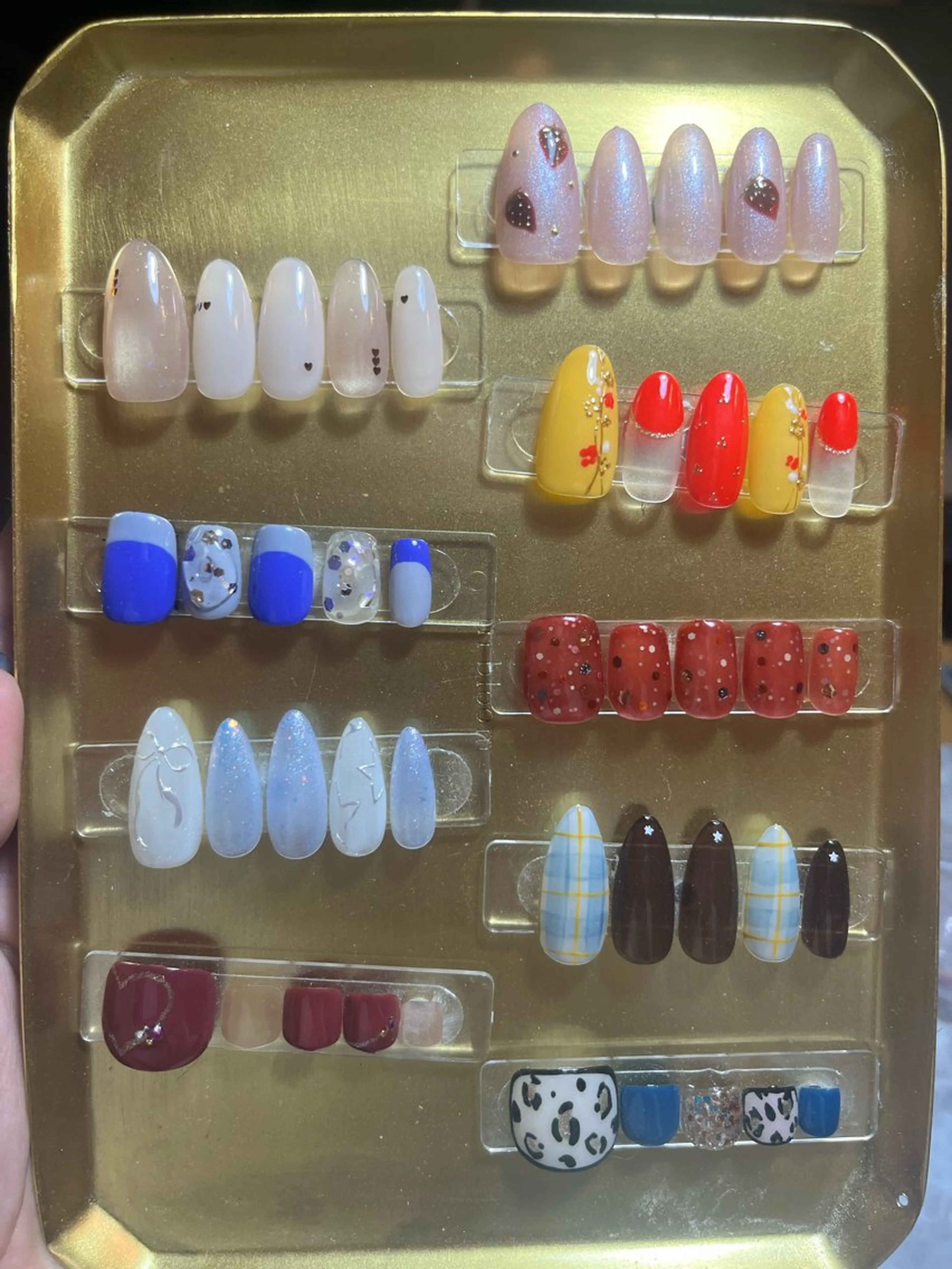 ネイル シンプルネイル ハンドネイル Nailsalon C.U.Eのネイルデザイン