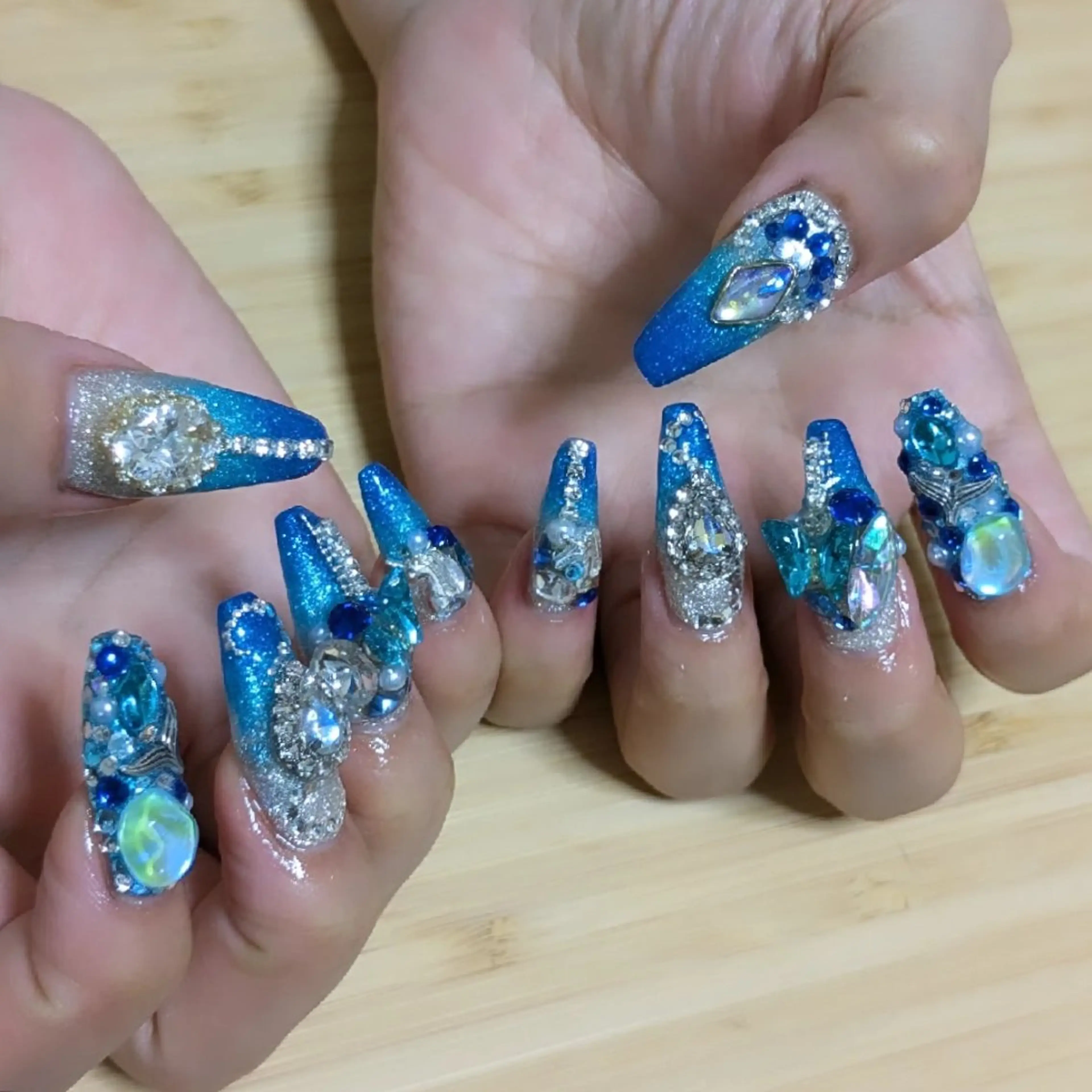 ネイル 長さ出し ジェルネイル スカルプネイル Lily nail 船橋 yuki🍒のネイルデザイン