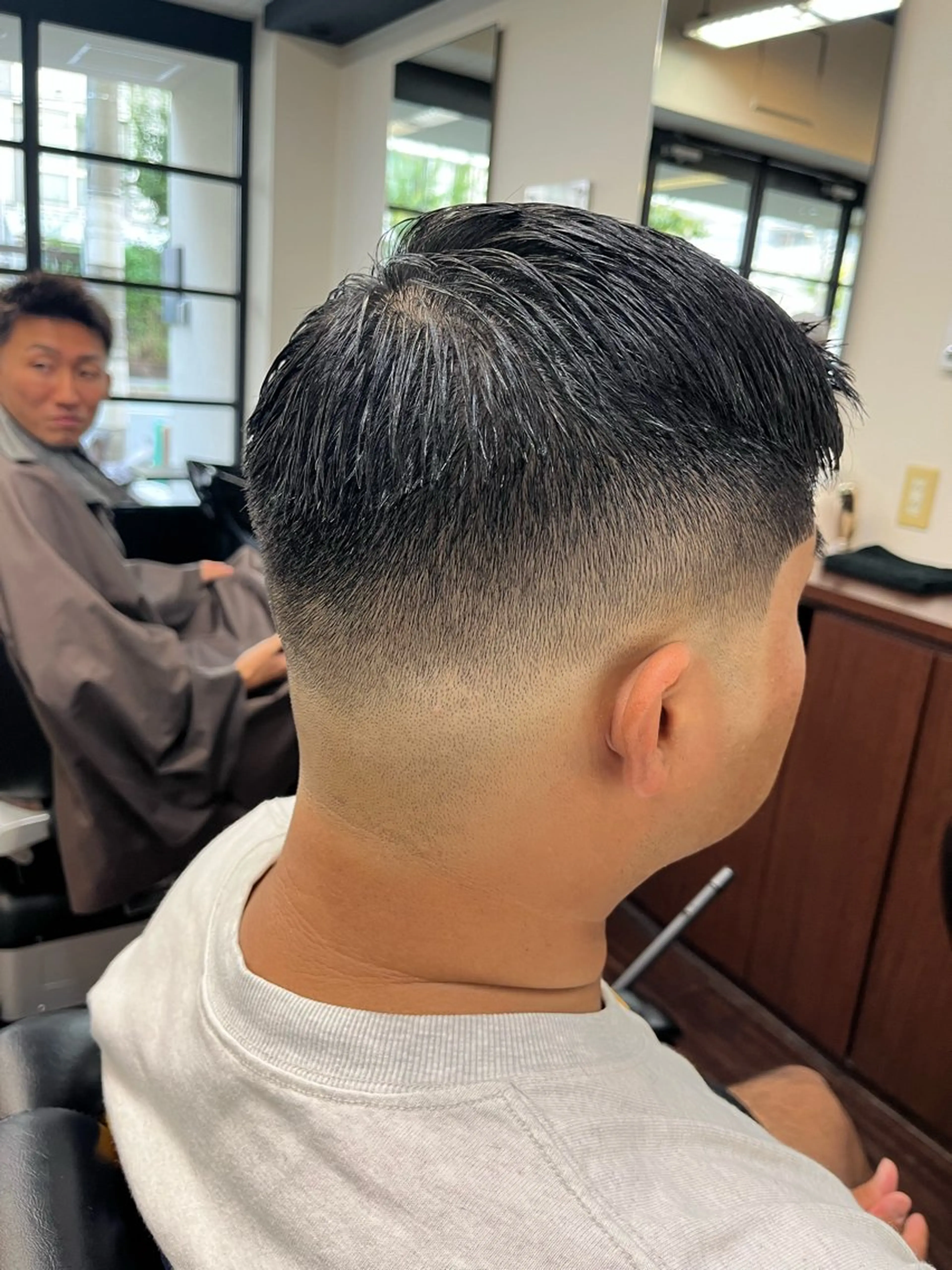 ショート メンズ フェードカット スキンフェード ＢＡＲＢＥＲ koyoのヘアスタイル