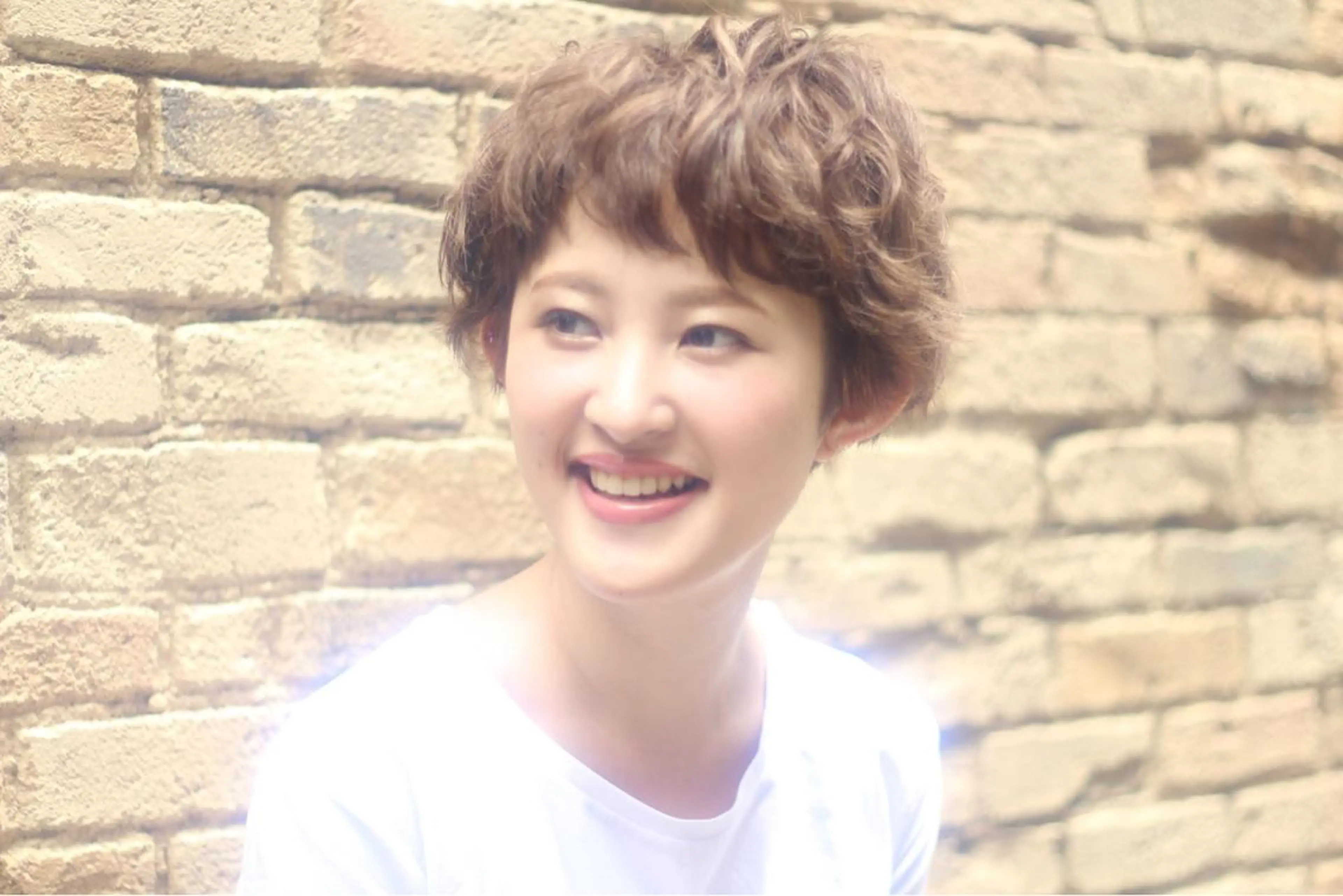 ショート カラー パーマ アッシュ ベージュカラー 髪質改善×大人可愛い 艶髪🫧ダイトのヘアスタイル