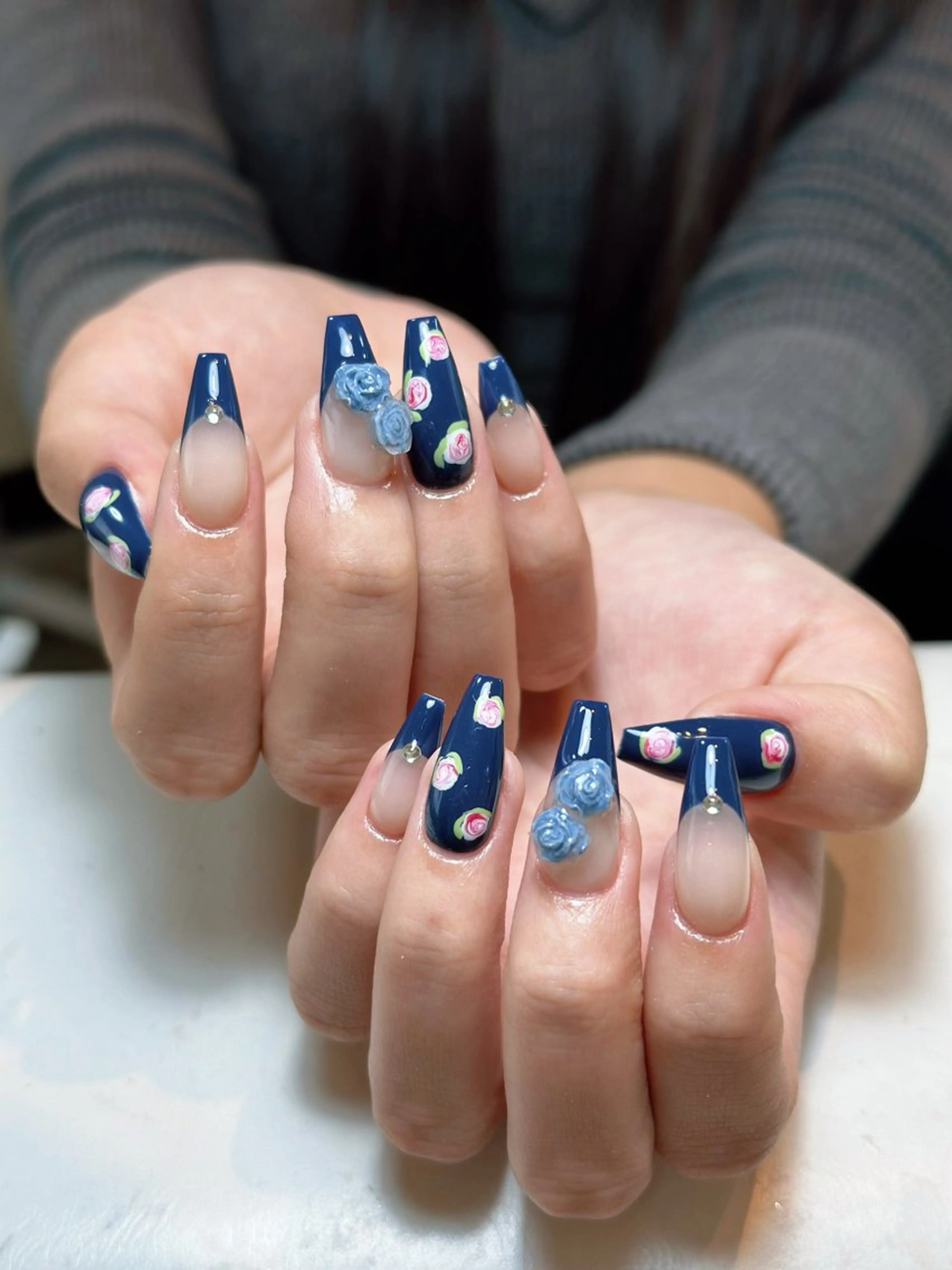 ネイル アートネイル 成人式 ジェルネイル ニュアンスネイル 夏ネイル ハンドネイル Nienail_ Luxeのネイルデザイン