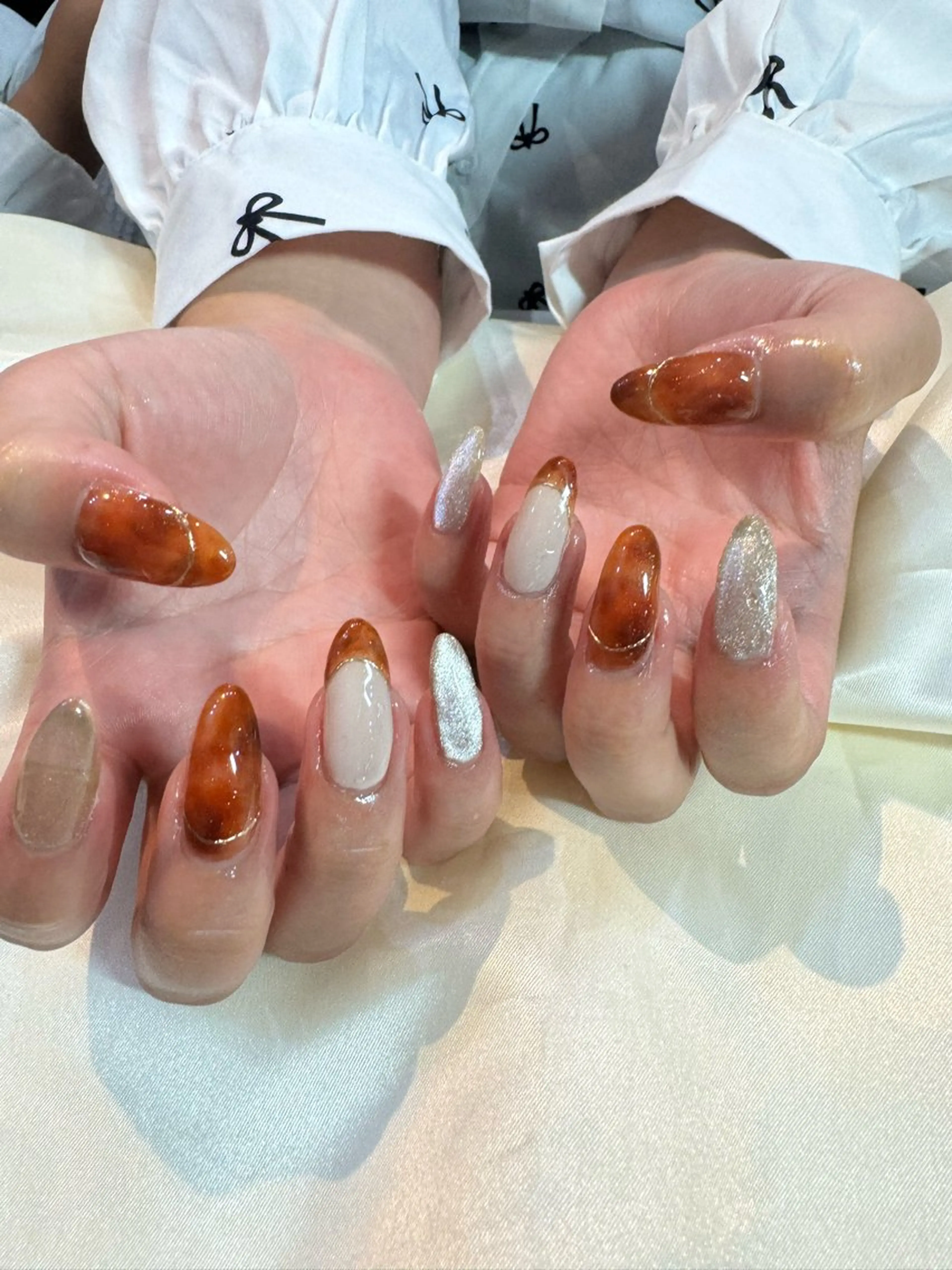 ネイル ハンドネイル 藤井 里緒奈のネイルデザイン