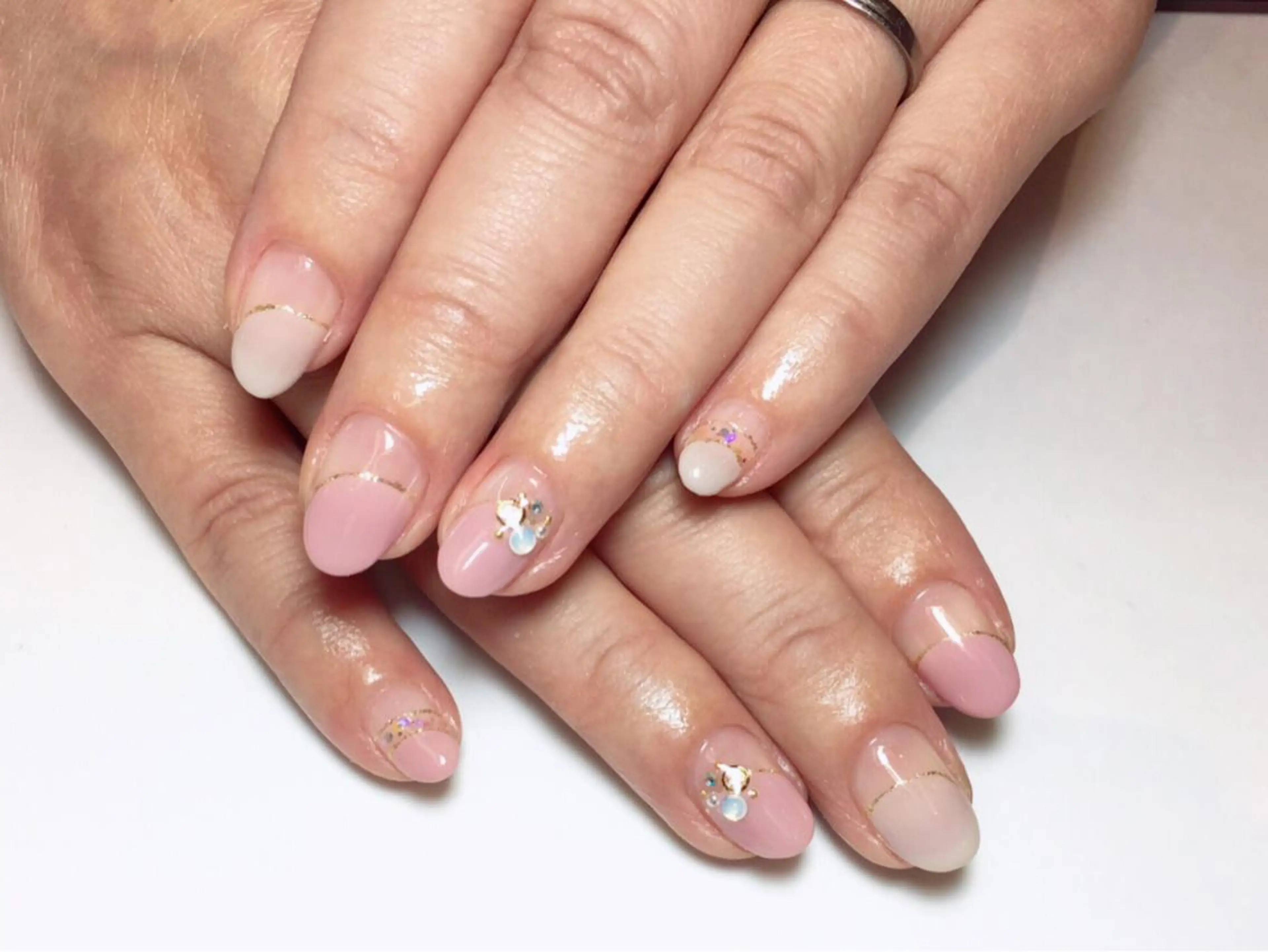 ネイル Li'leaNail AINAのネイルデザイン