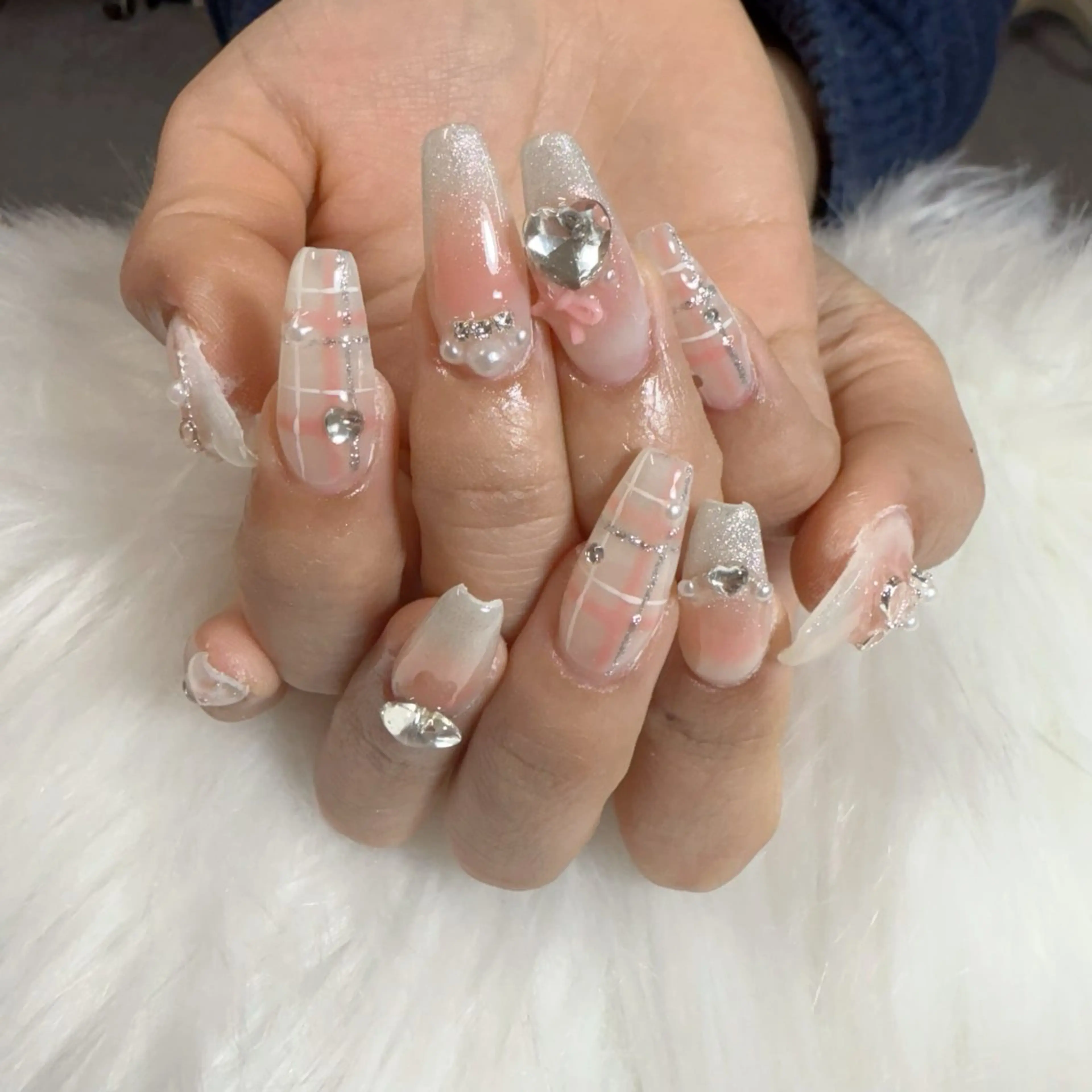 ネイル ハンドネイル 🎀nana🫧 ワンホンネイル🎀のネイルデザイン