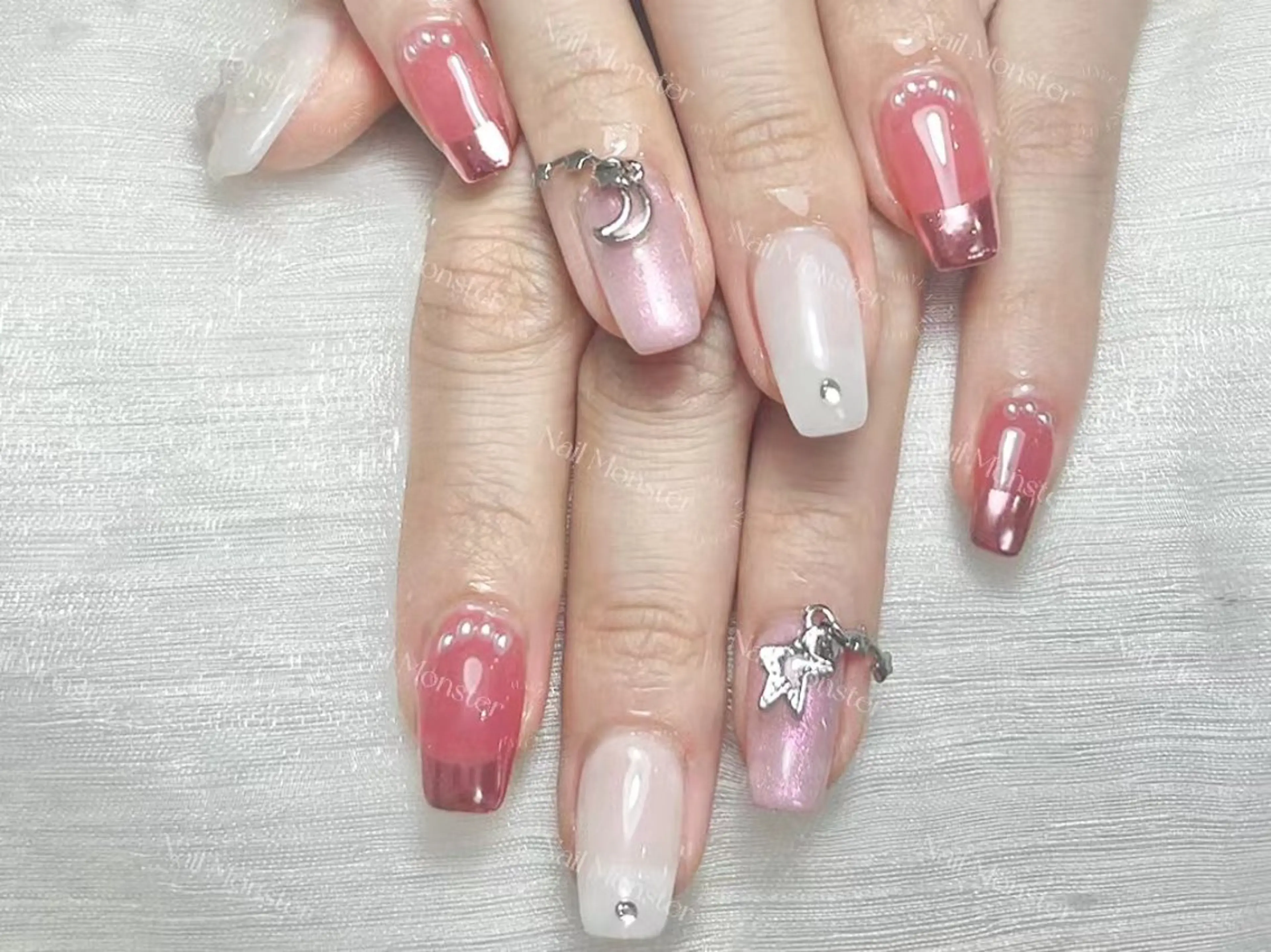 ネイル ハンドネイル yu ri 🌹のネイルデザイン