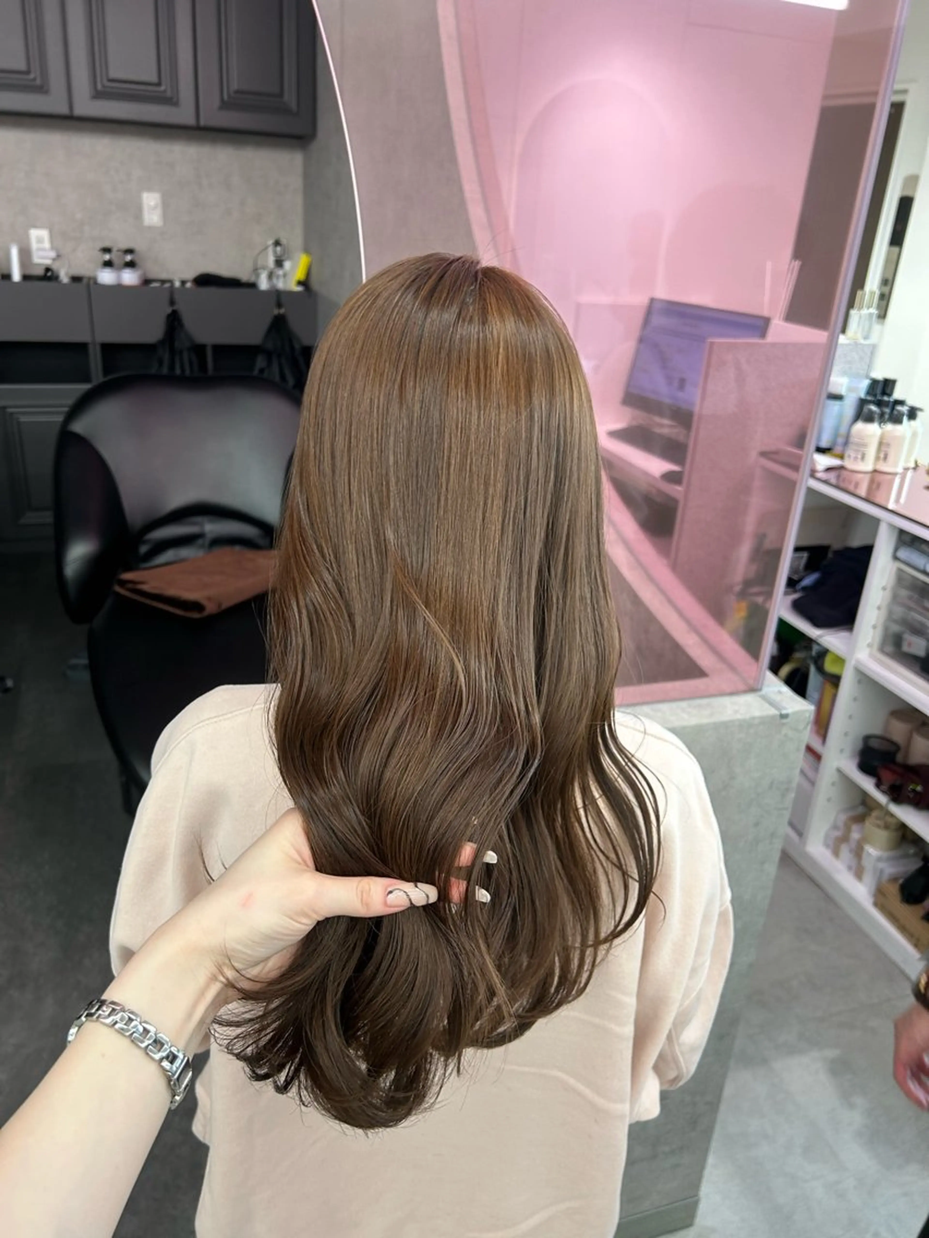 【今月限定学割キャンペーン🌈✨人気メニューが54%OFF💗】ヘアカラー&集中補修3ステップトリートメントの写真