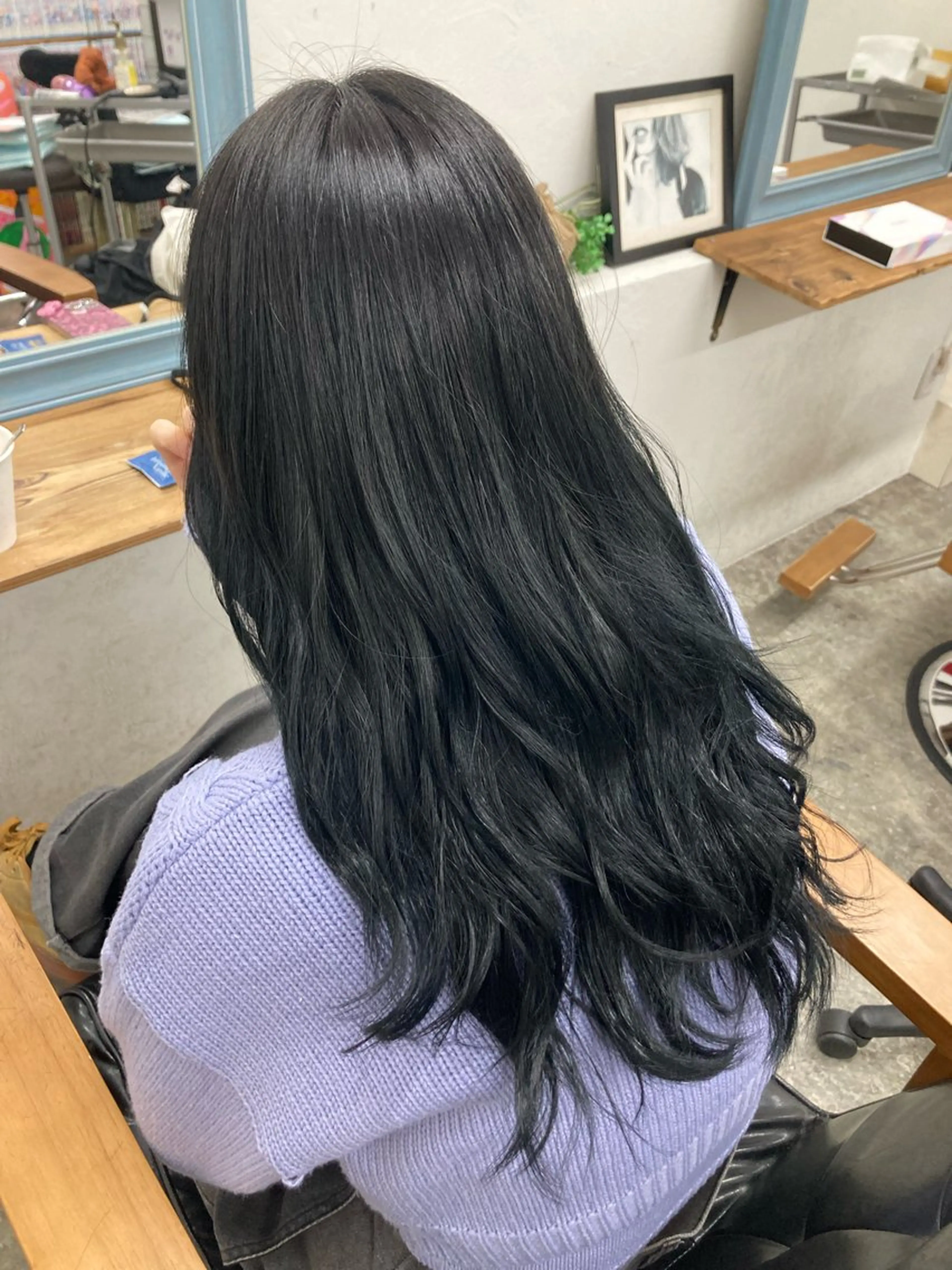 ロング カラー 黒髪 ブルーカラー ブルーブラック ヘアカラー 新田龍之輔 →メンズ／派手髪のヘアスタイル