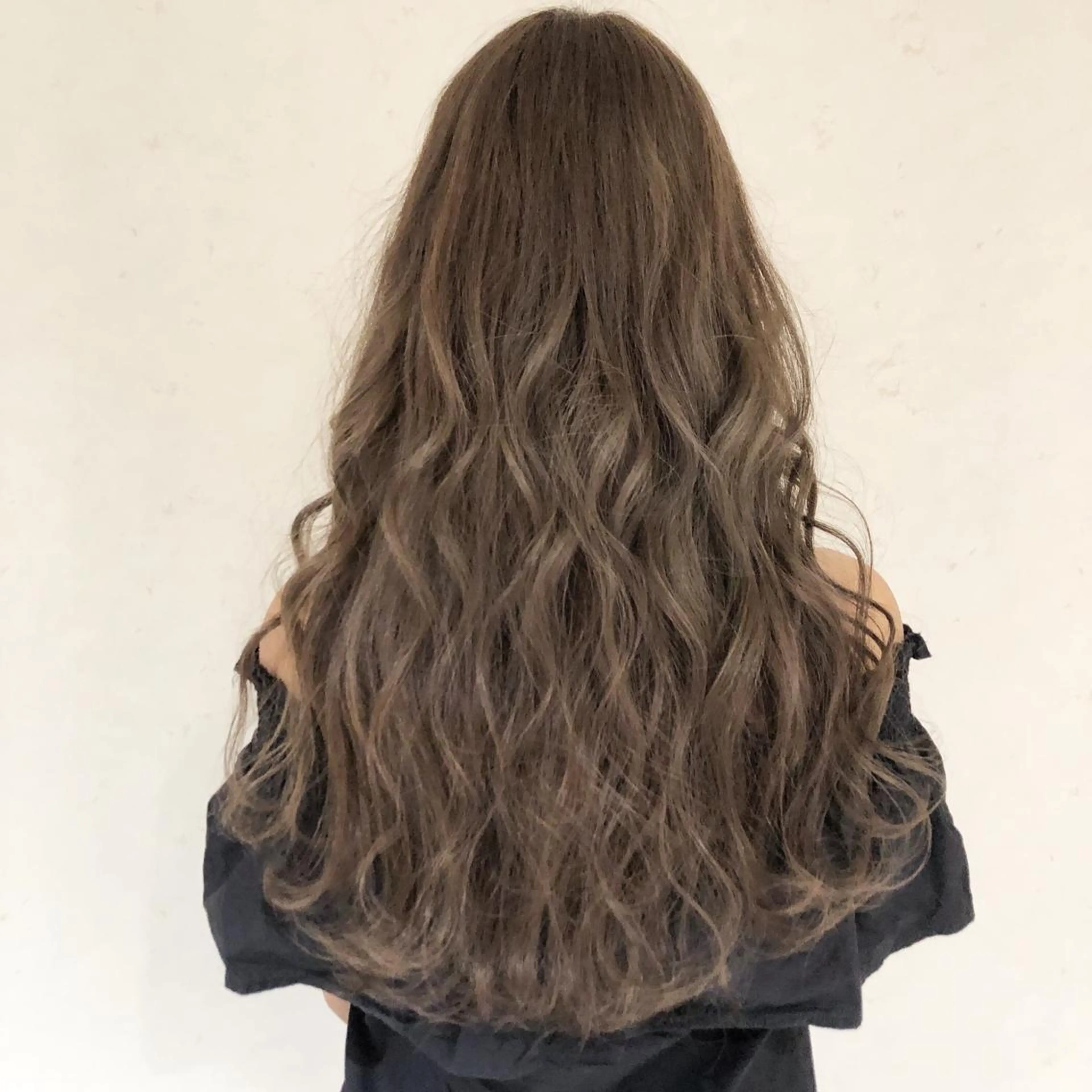 ロング カラー 小島嵩人 縮毛矯正 髪質改善のヘアスタイル