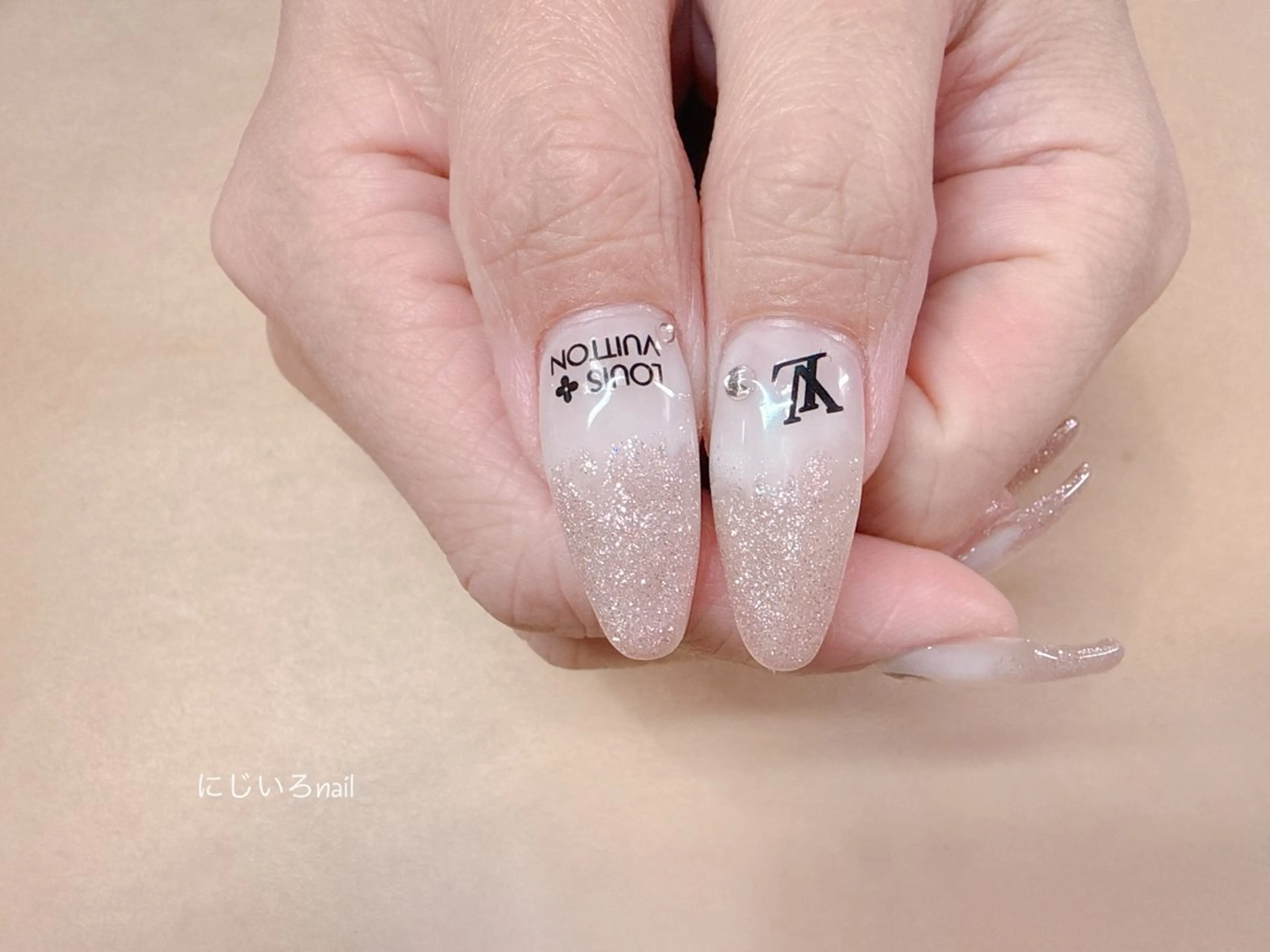 ネイル にじいろ nailのネイルデザイン