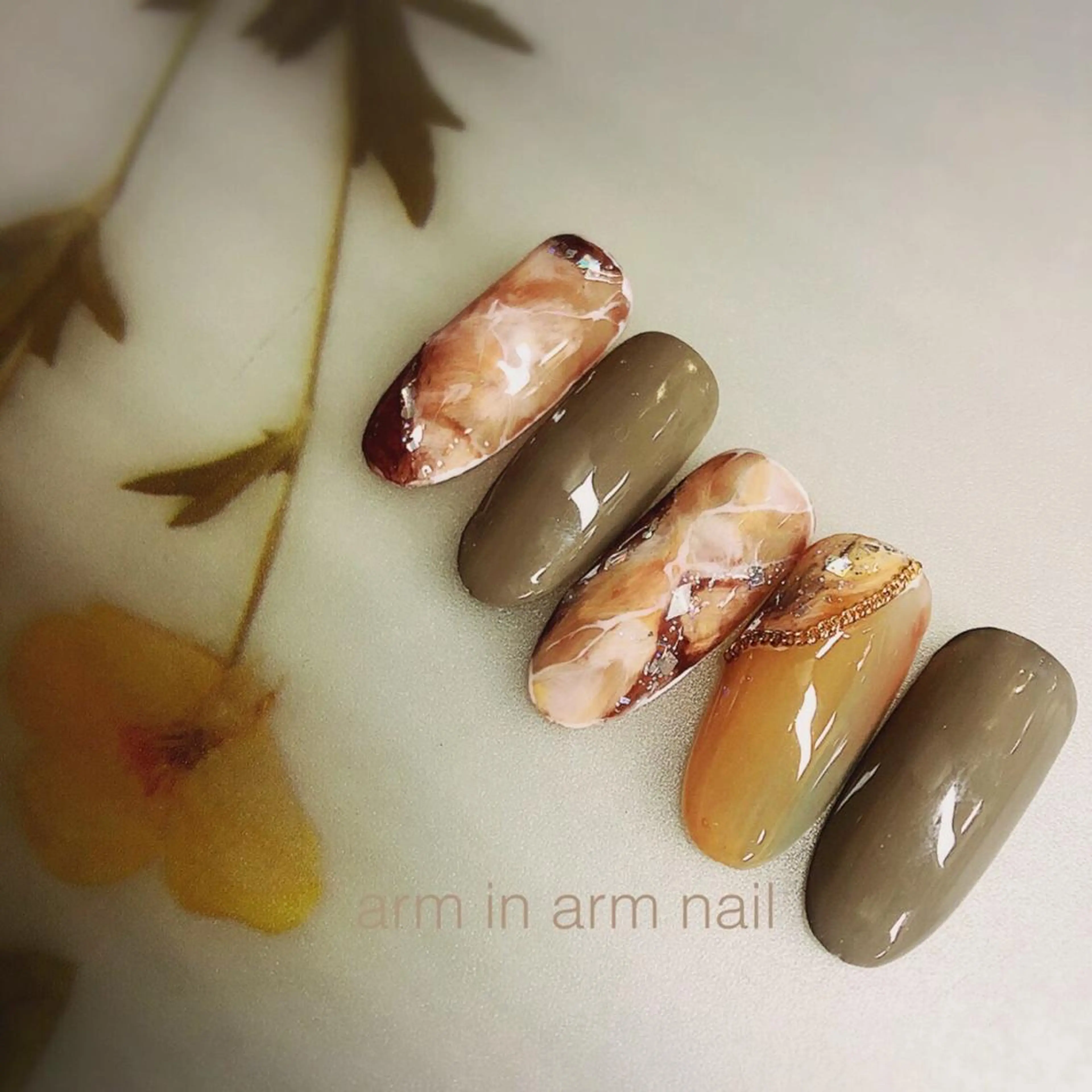 ネイル arm in arm ︎✿Yamamotoのマツエク・マツパデザイン