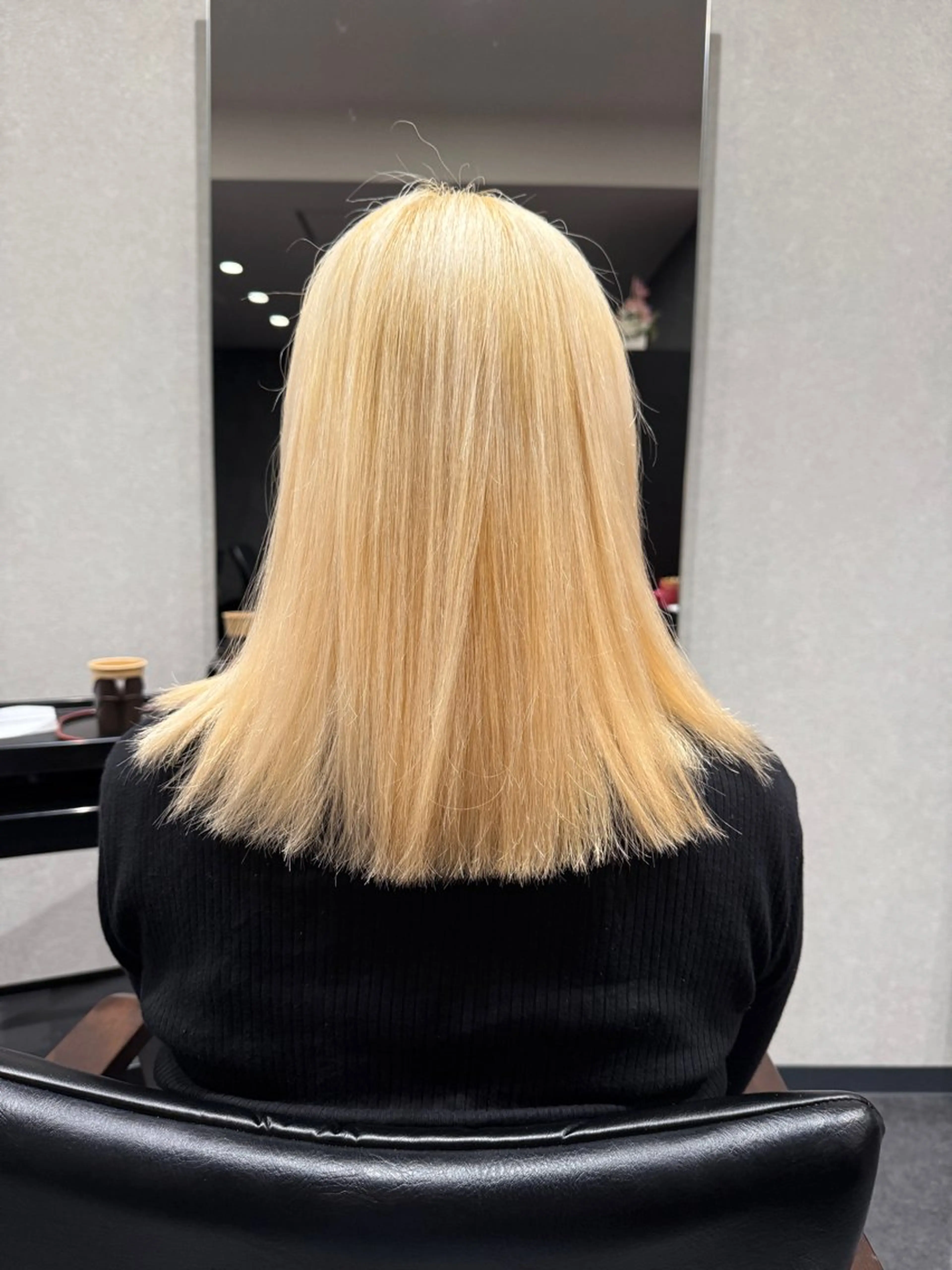 セミロング イエローカラー カット ヘアカラー 髪質改善⚡️カラー 🍀武久 誠🍀のヘアスタイル